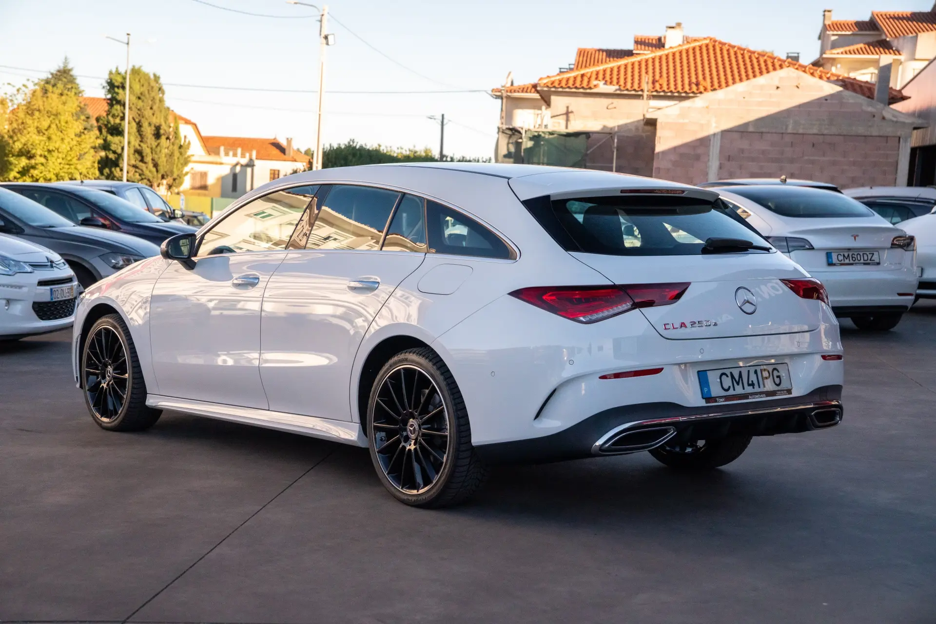 Mercedes-Benz CLA 250 e 8G-DCT AMG Line 31