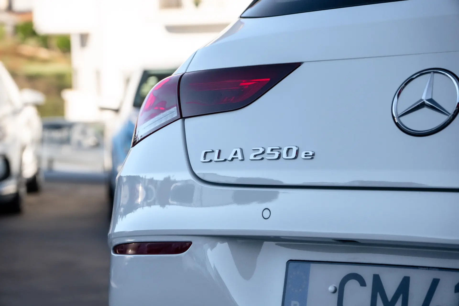 Mercedes-Benz CLA 250 e 8G-DCT AMG Line 28
