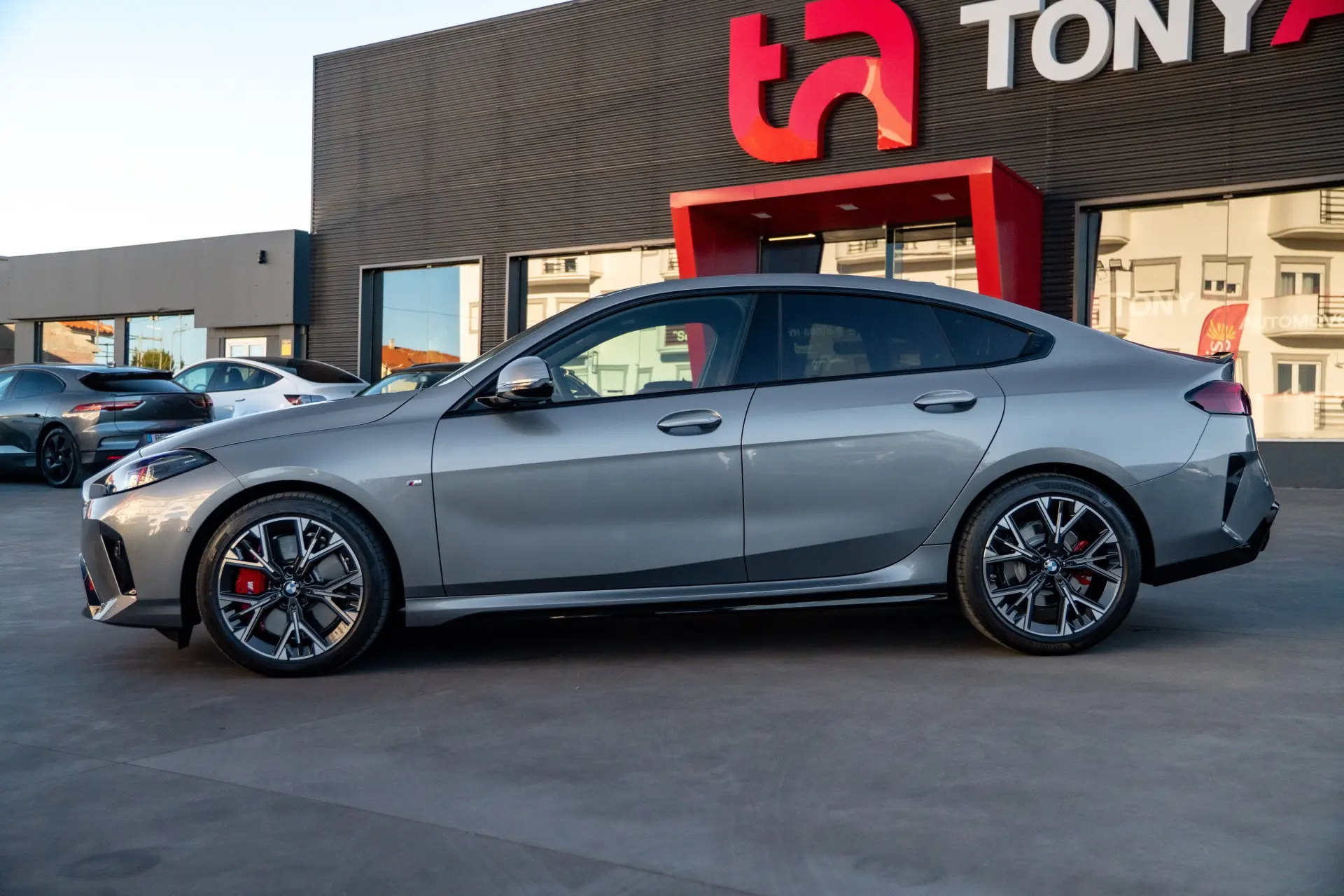 BMW 218 Gran Coupé d Pack Desportivo M 6