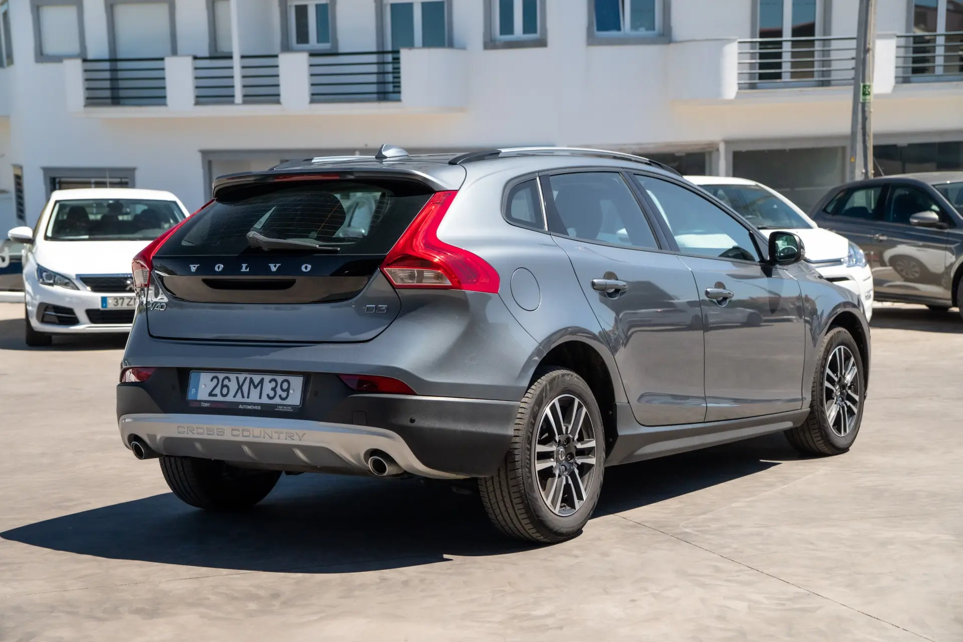 Volvo V40 Cross Country 2.0 D3 Momentum 4