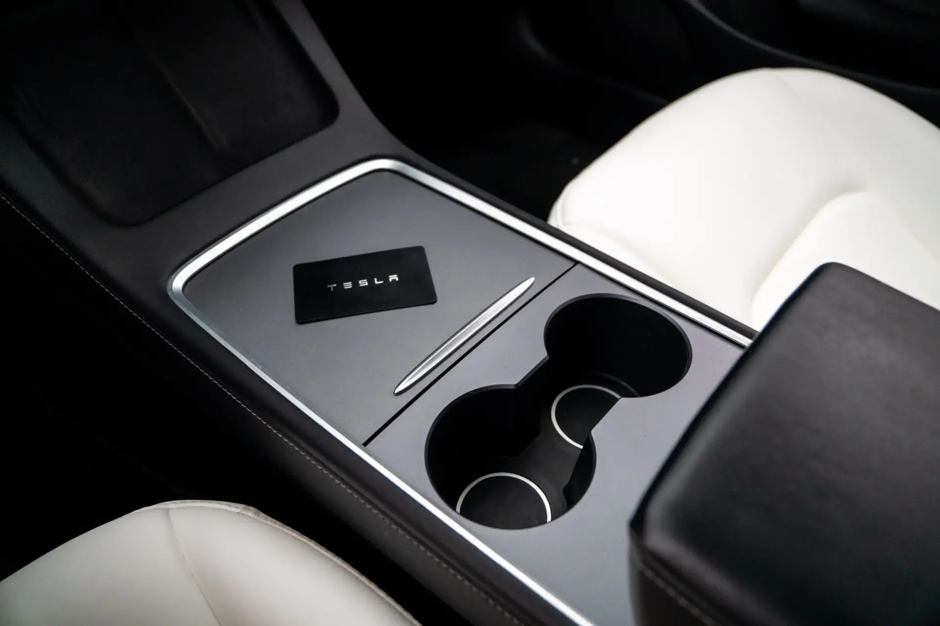 Tesla Model 3 Standard Range Plus RWD 13