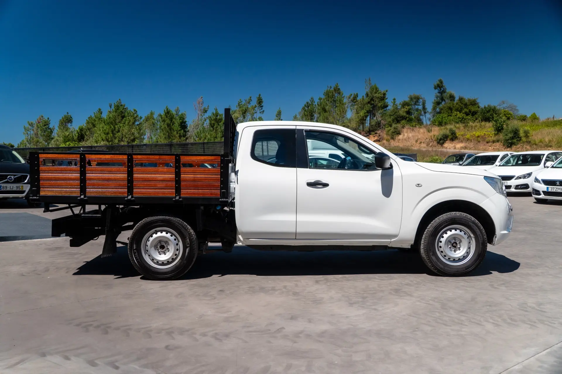 Nissan Navara 2.5 dCi CD LE 7