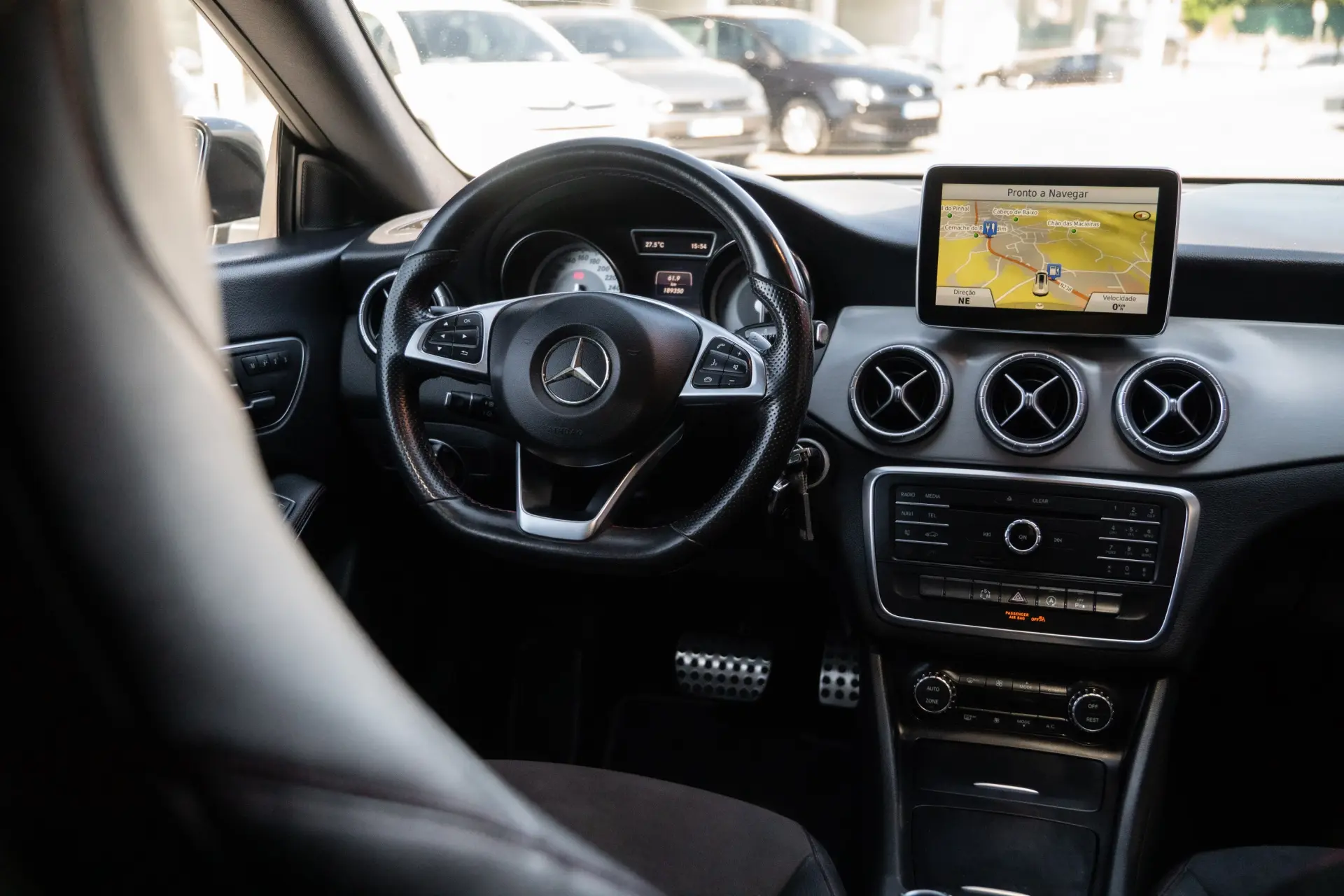 Mercedes-Benz CLA 220 d Shooting Brake AMG Line Aut. 26