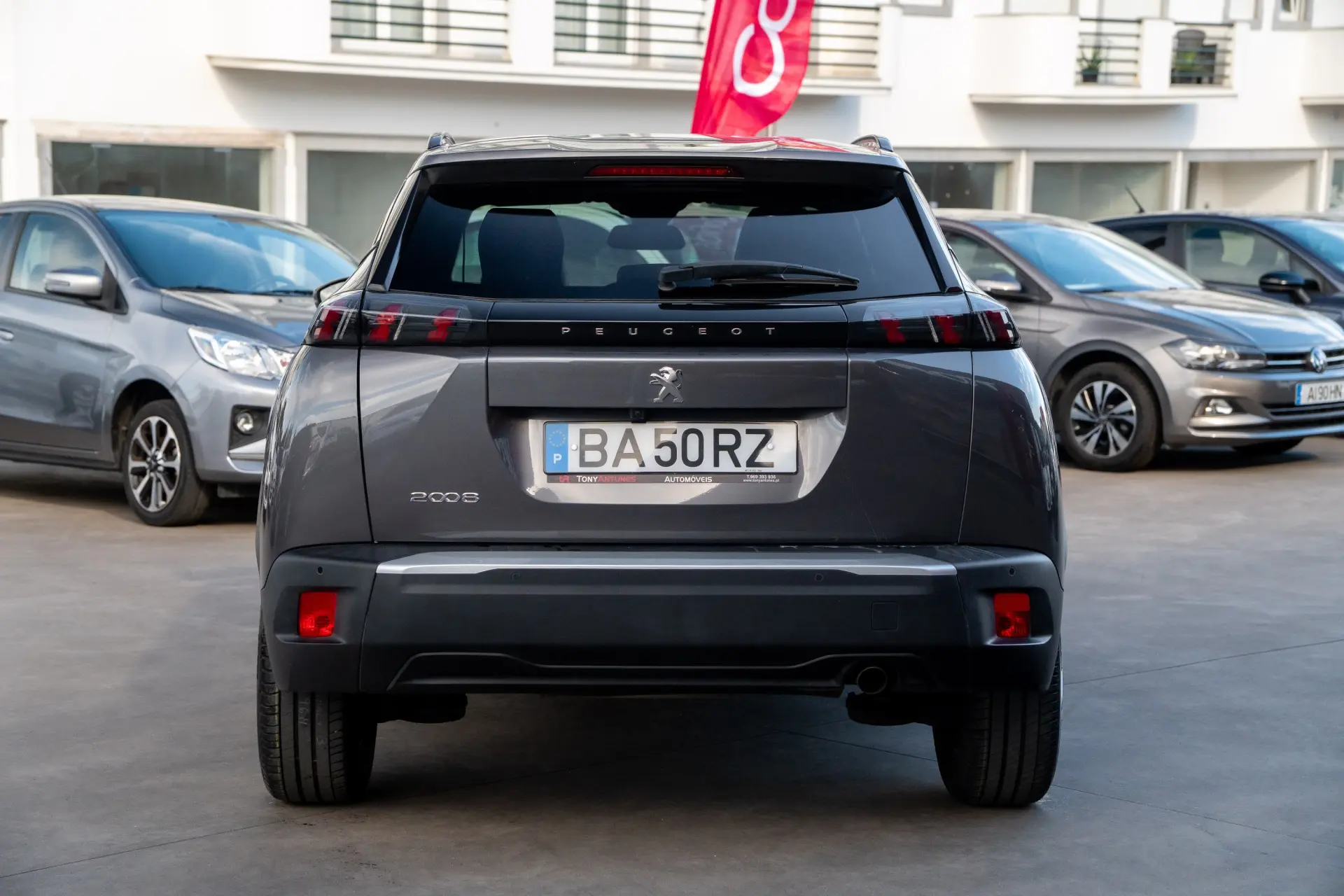Peugeot 2008 1.2 PureTech Allure 10