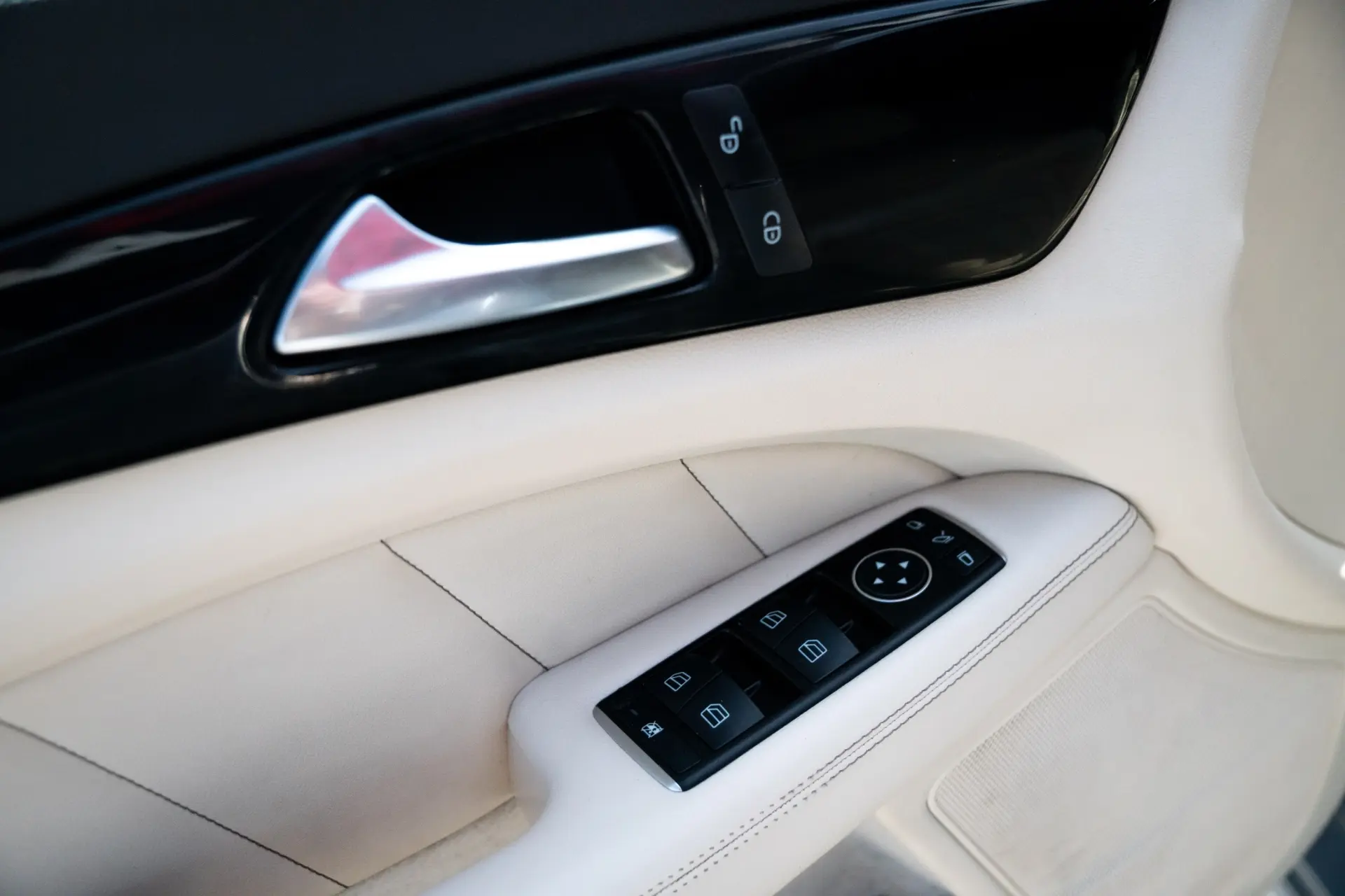 Mercedes-Benz CLS 250 CDi BlueEfficiency Shooting Brake 15