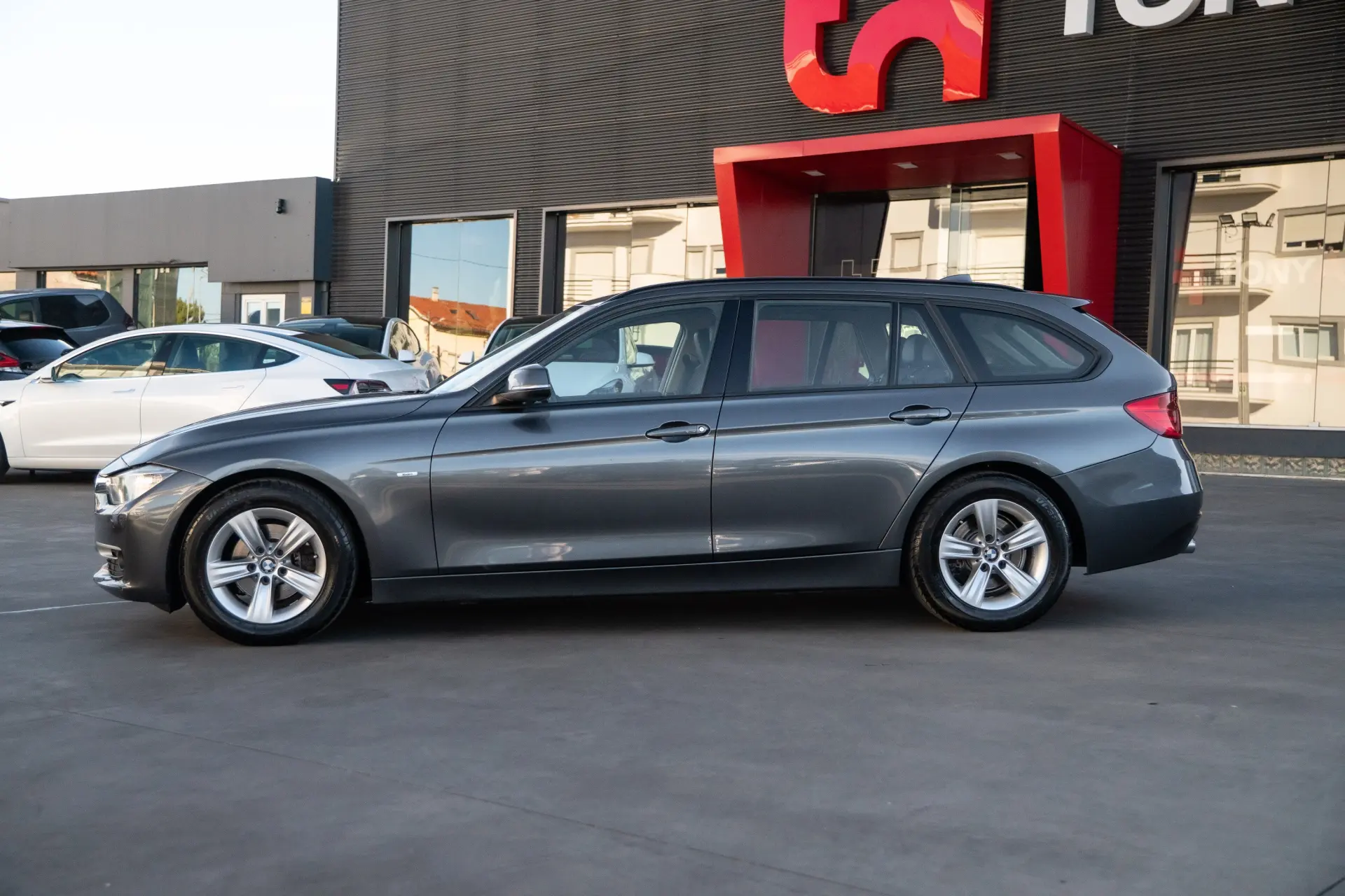 BMW 318 d Line Modern 6