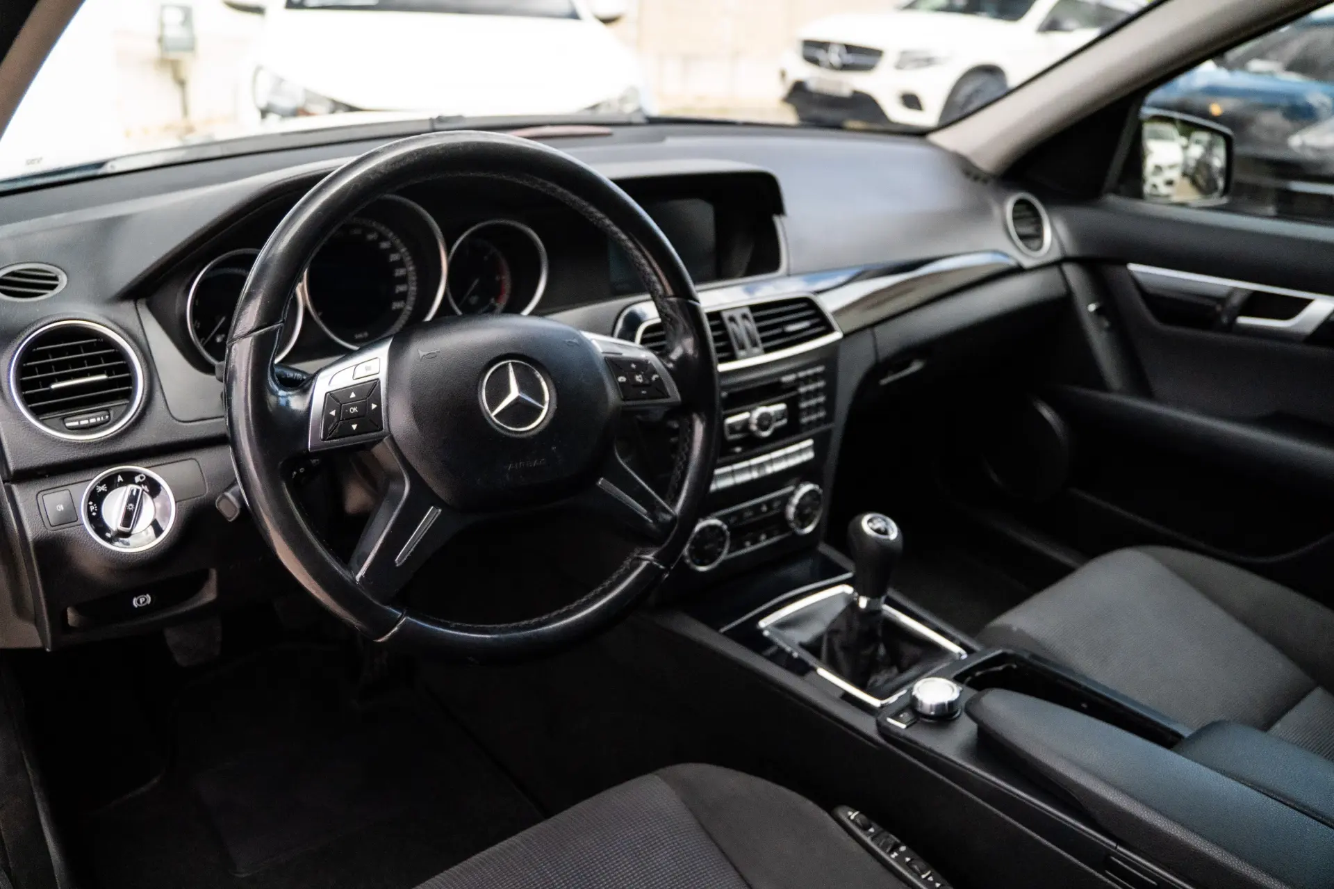 Mercedes-Benz C 220 CDi Classic BE 124g 2