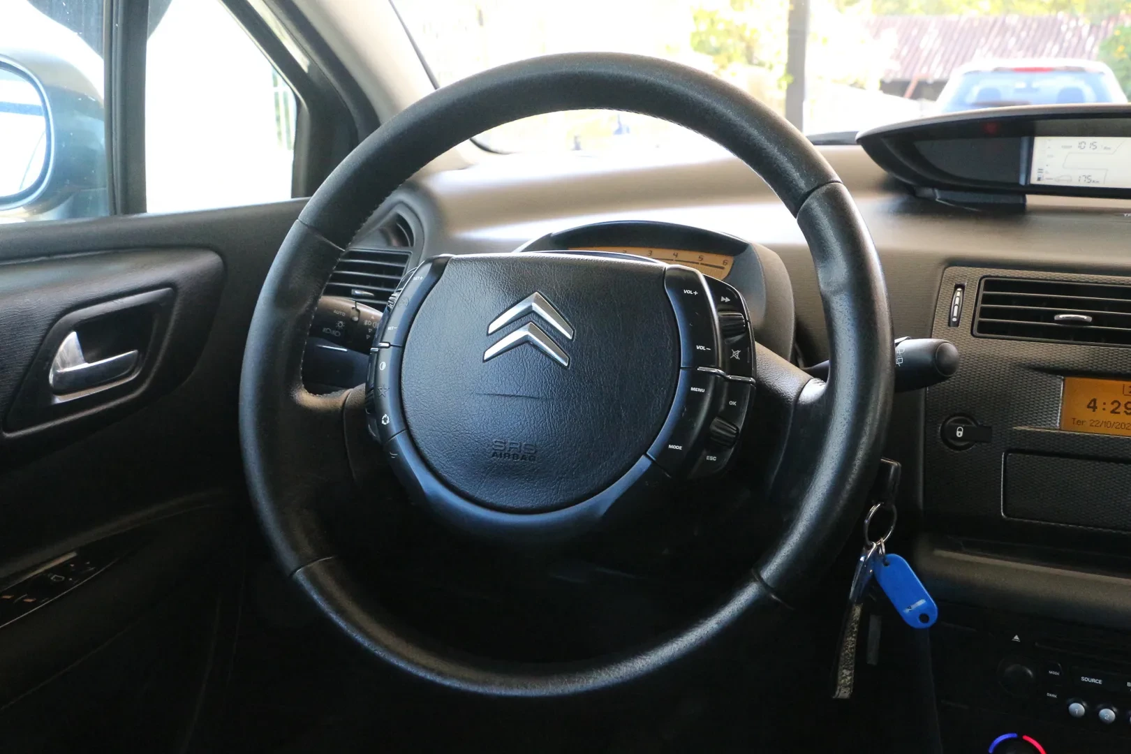 Citroën C4 1.6 HDi 110 VTR 14