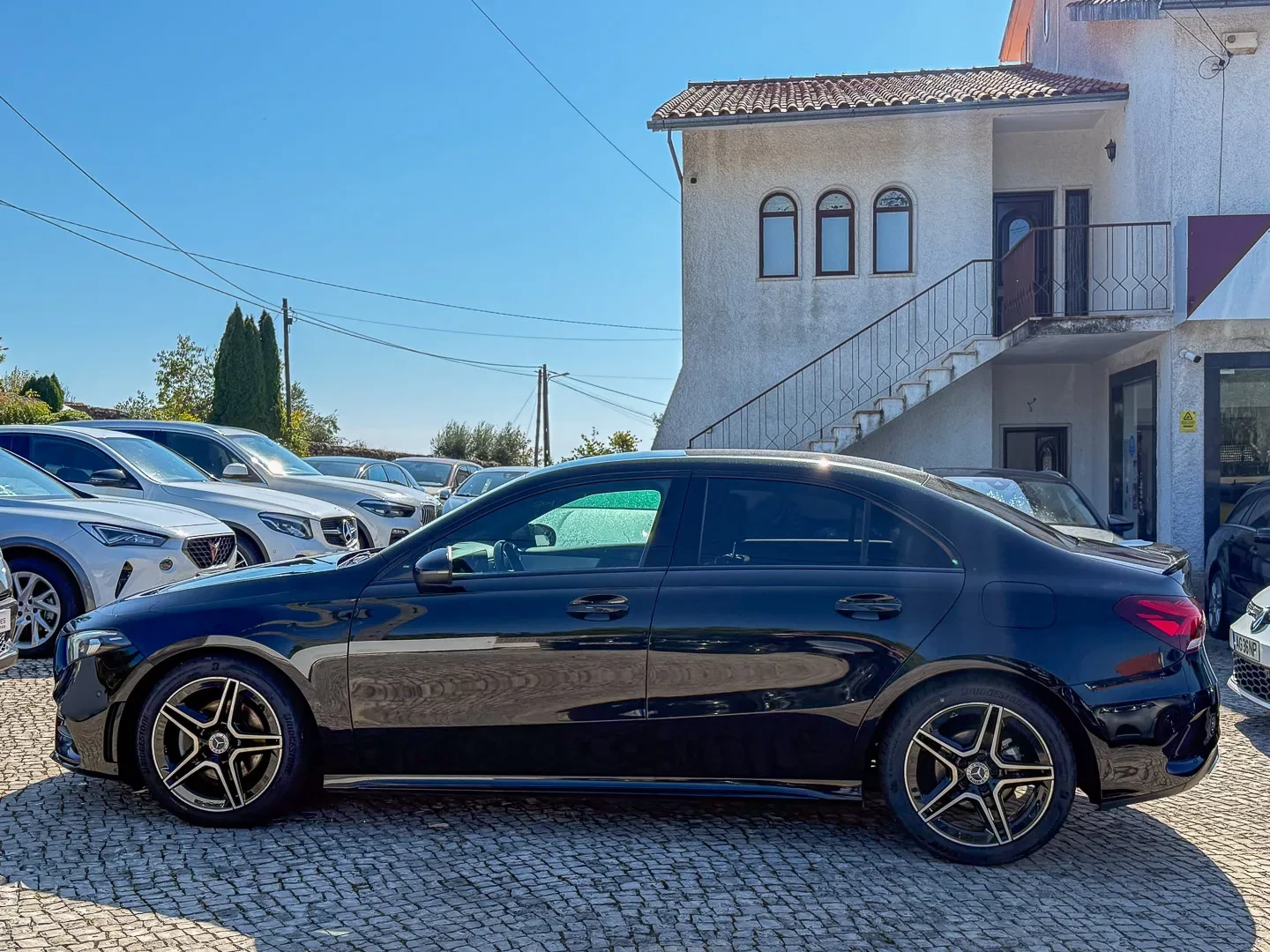 Mercedes-Benz A 180 Limousine d AMG Line Aut. 5