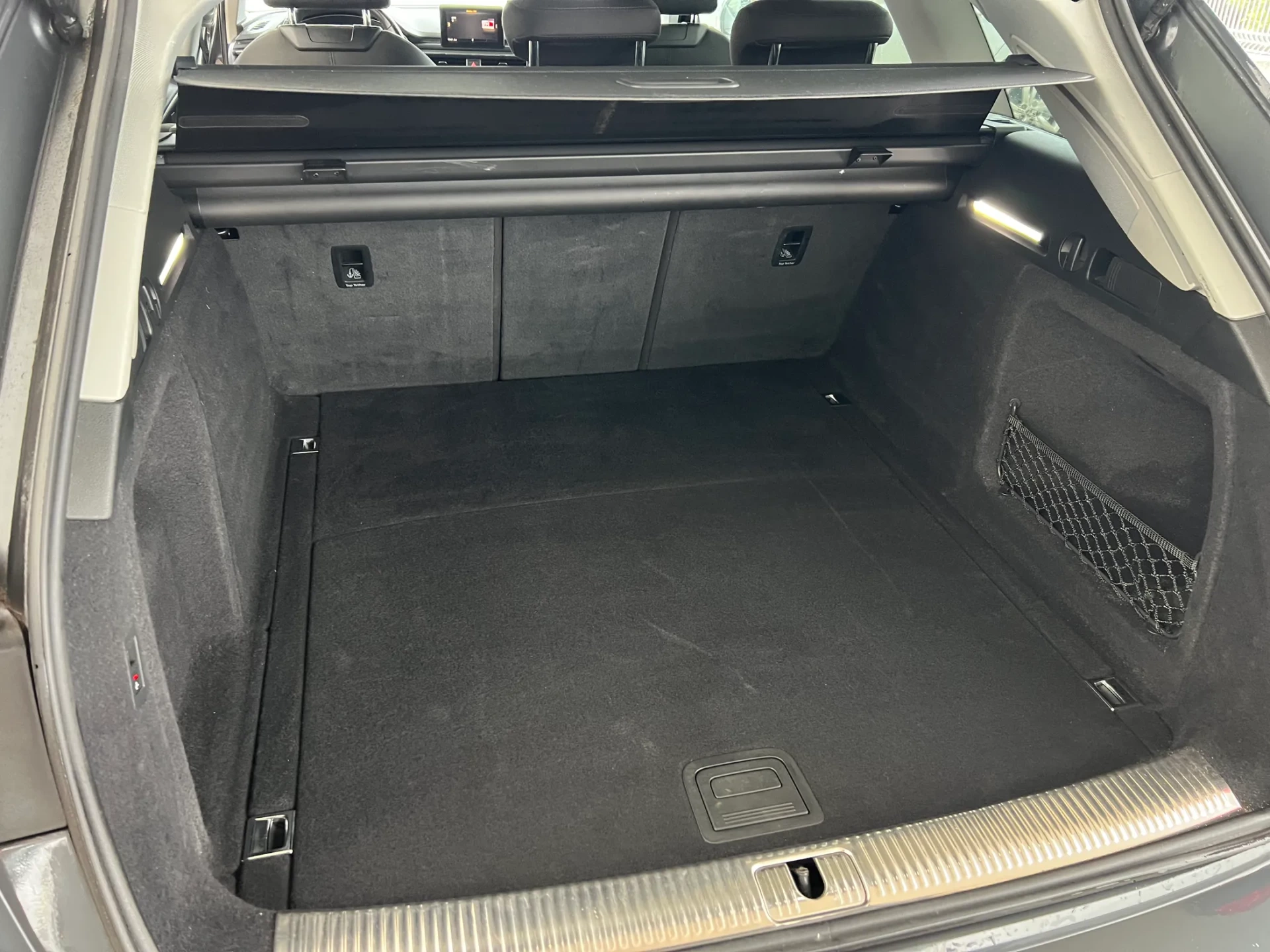 Audi A4 Avant 2.0 TDI Business Line 10