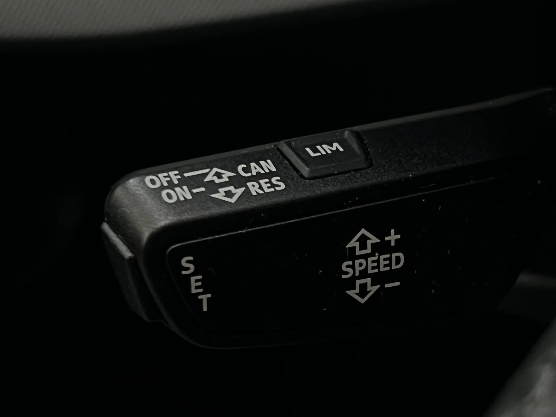 Audi A4 Avant 2.0 TDI Business Line 26