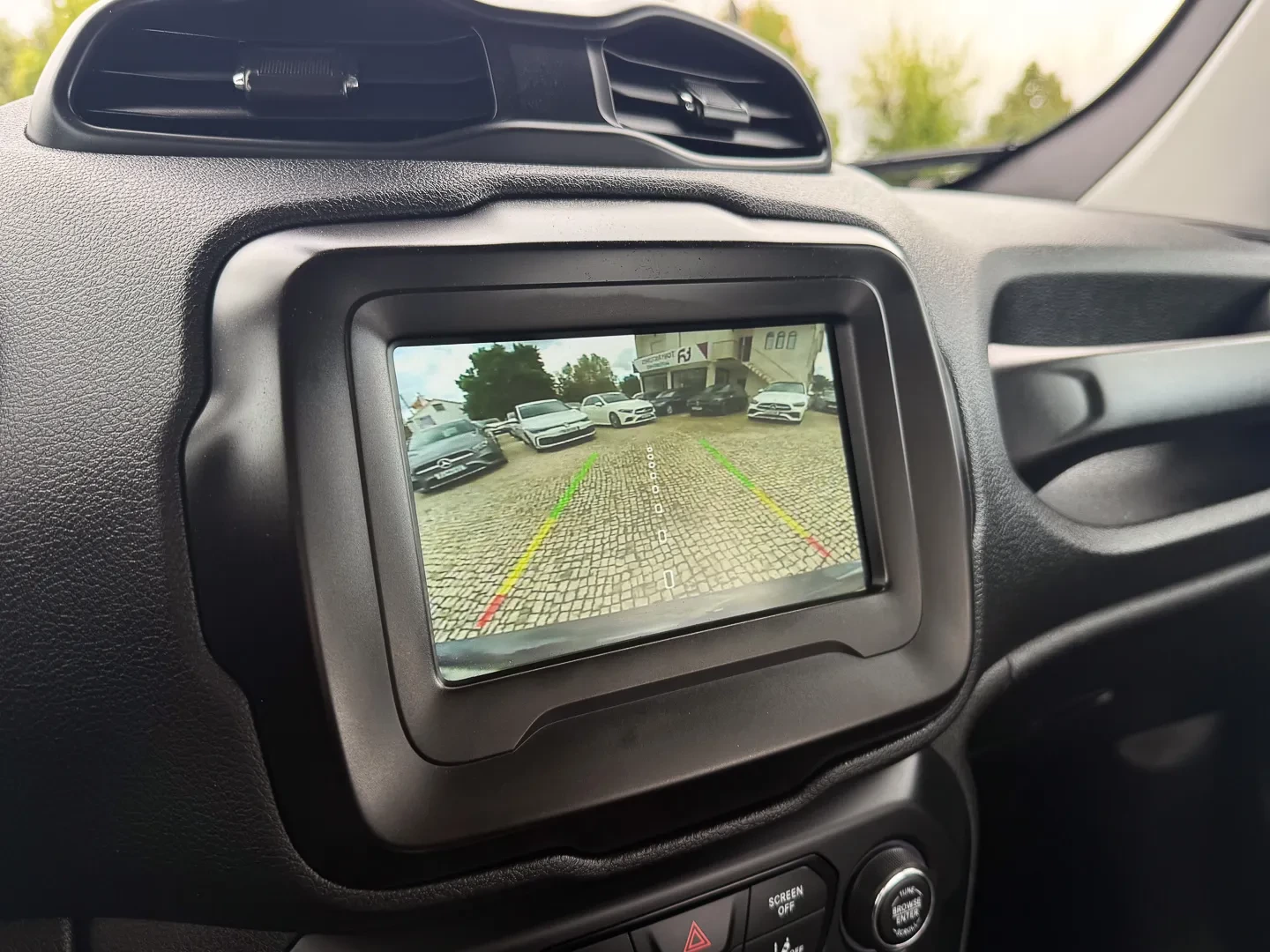 Jeep Renegade 1.0 T Limited 6