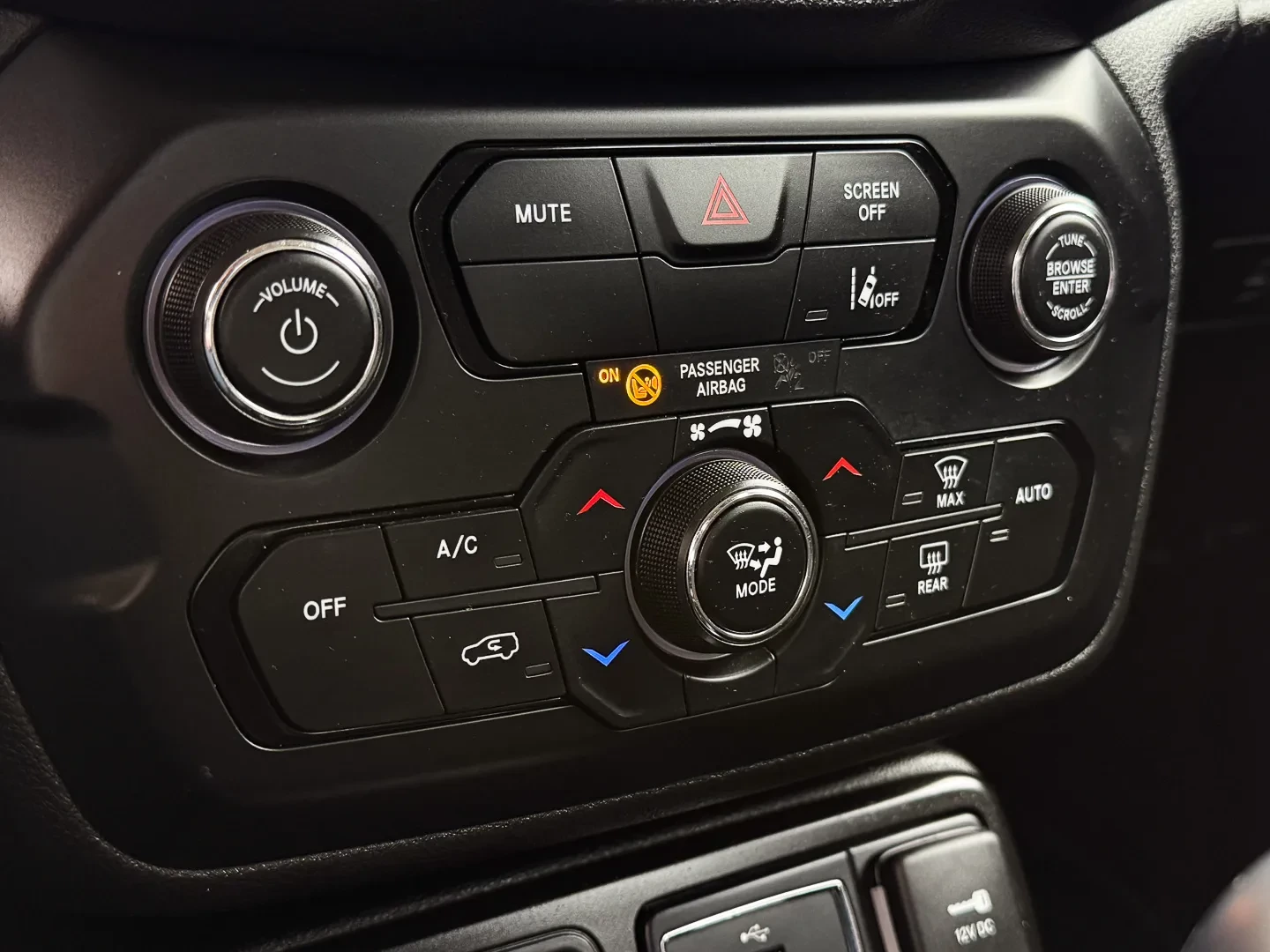 Jeep Renegade 1.0 T Limited 24