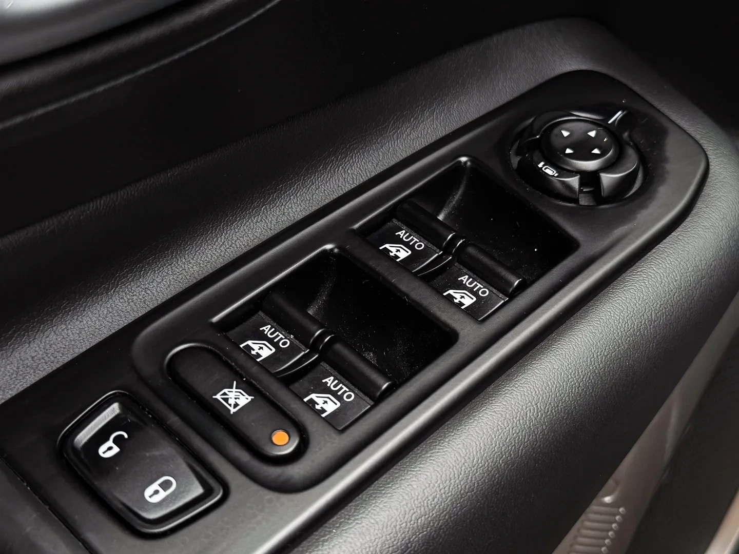 Jeep Renegade 1.0 T Limited 33