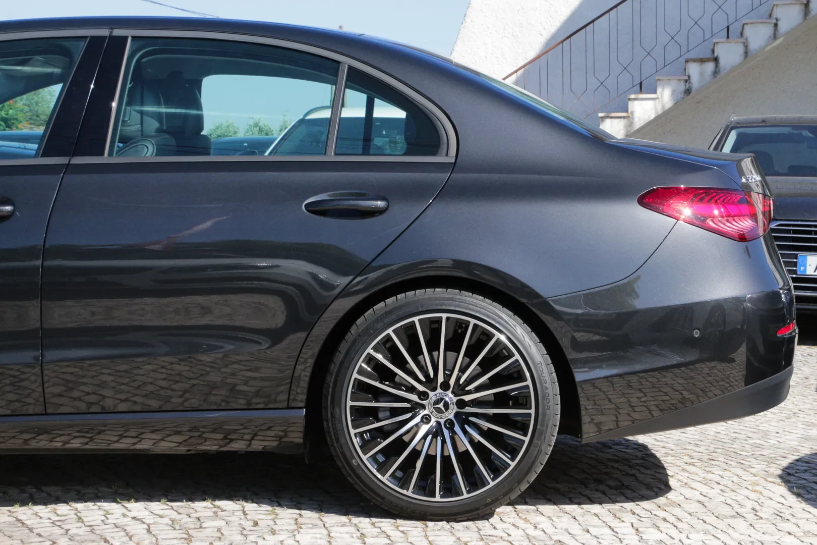 Mercedes-Benz C 220 d Avantgarde 14