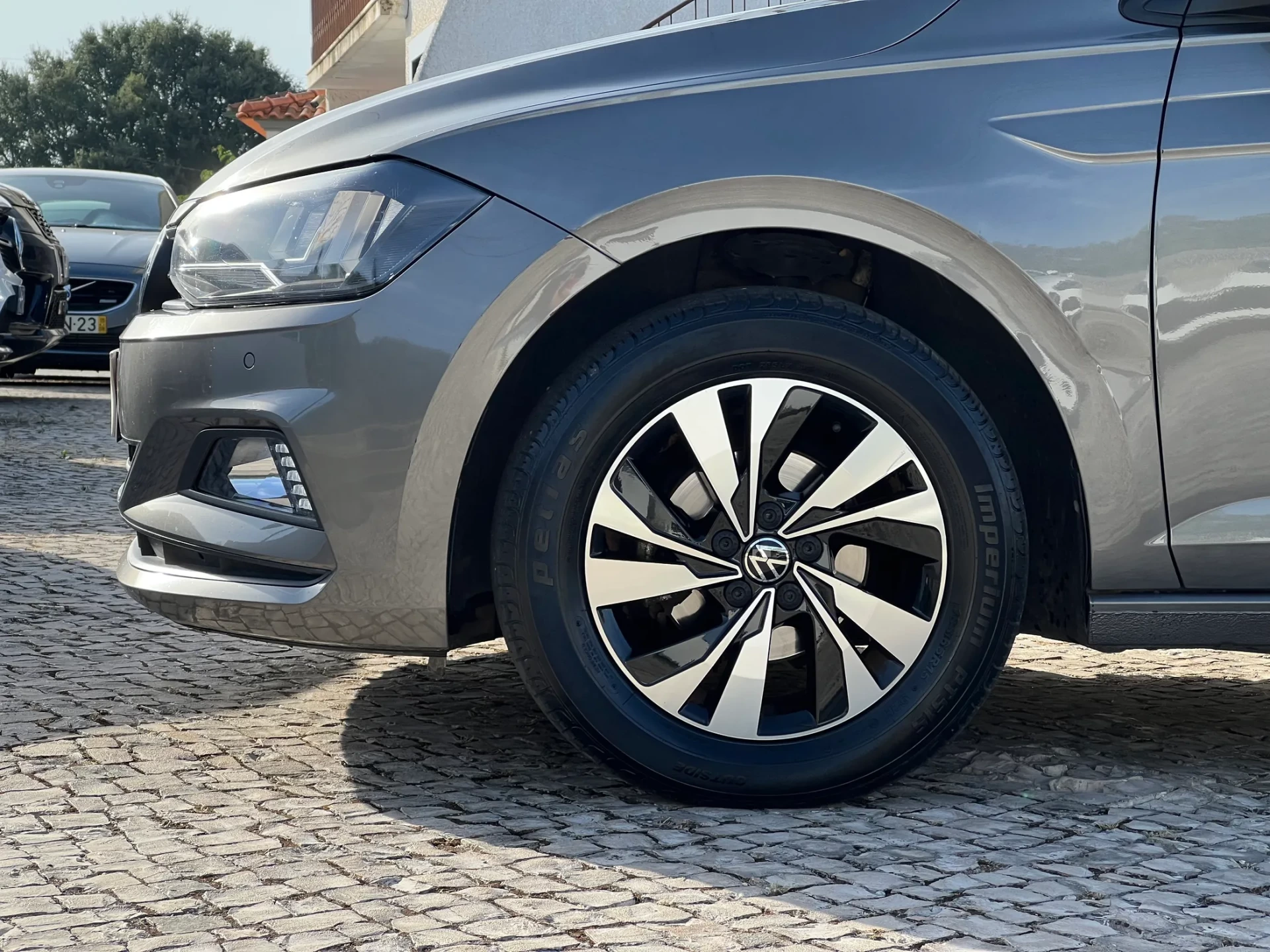Volkswagen Polo 1.0 TSI Confortline 2