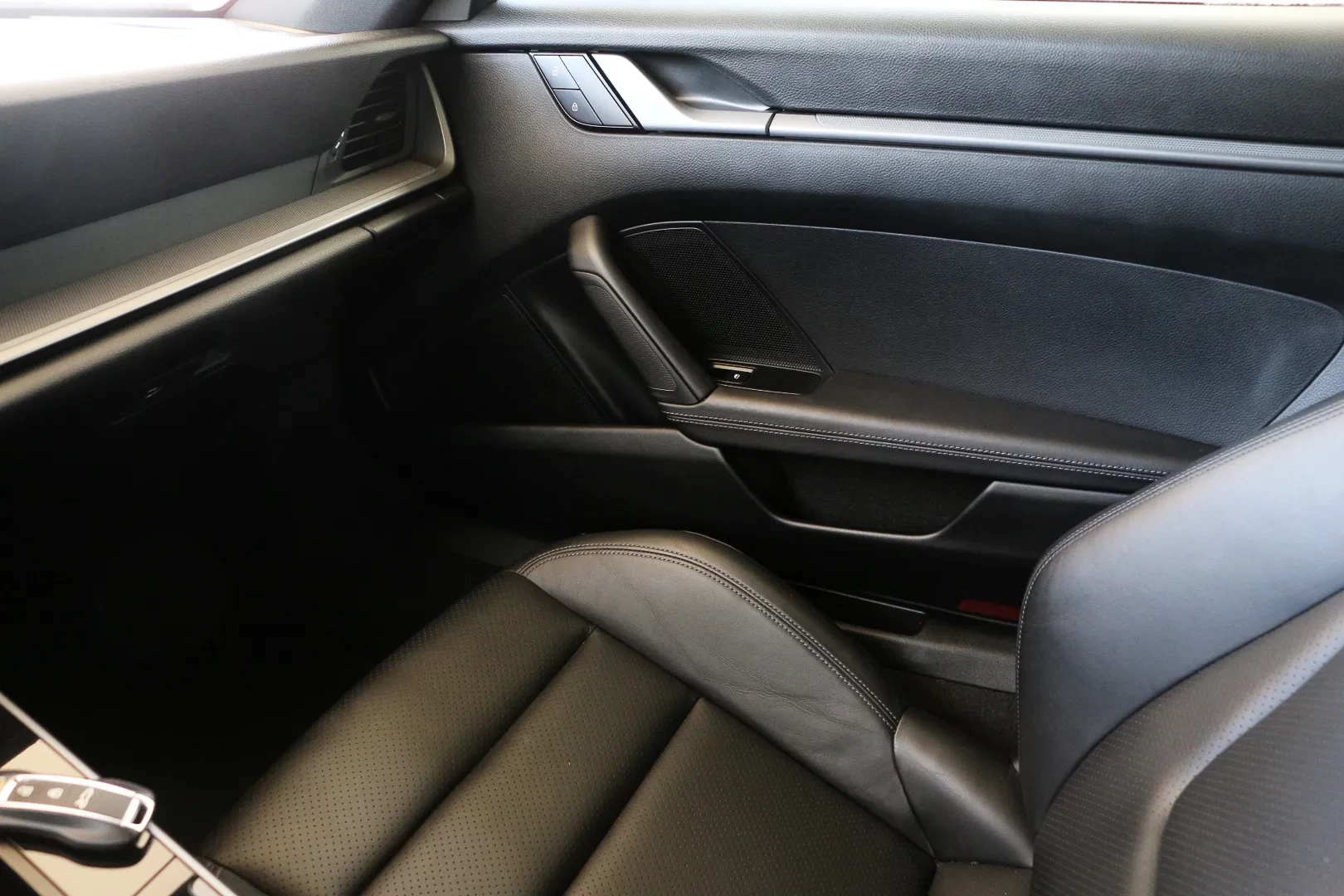 Porsche 911 (992) Carrera PDK 30