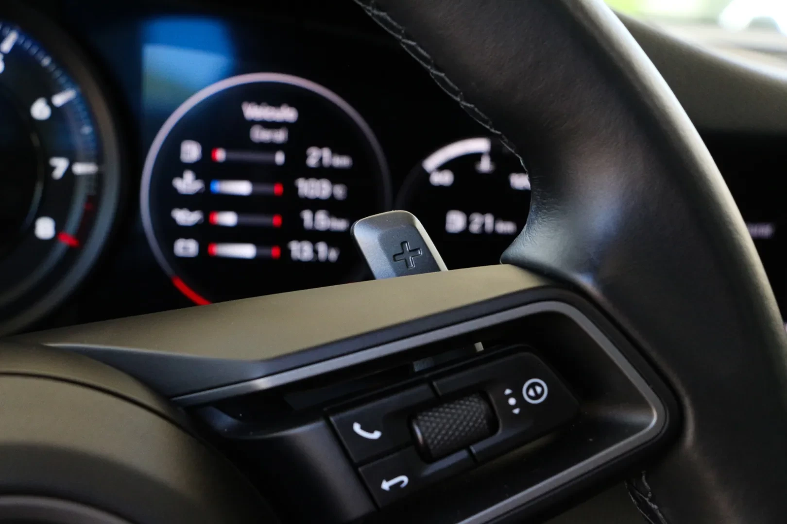 Porsche 911 (992) Carrera PDK 42