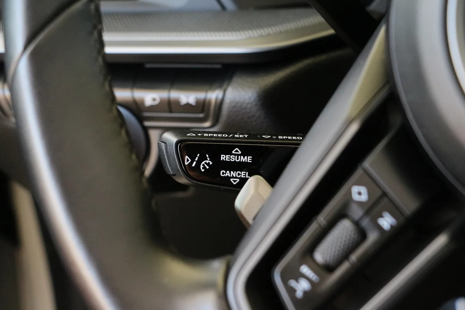 Porsche 911 (992) Carrera PDK 44