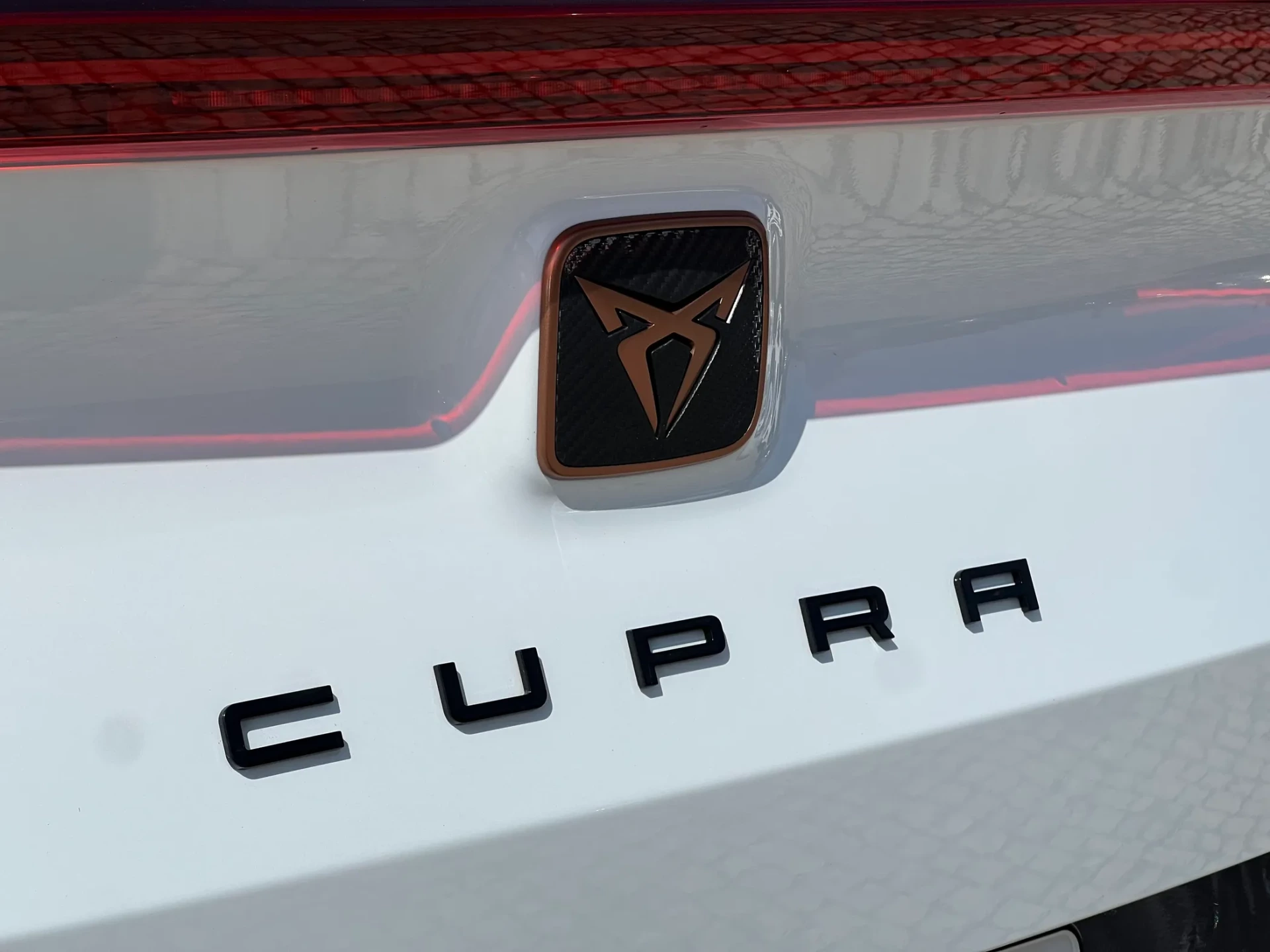Cupra Formentor 1.4 e-Hybrid DSG VZ 27