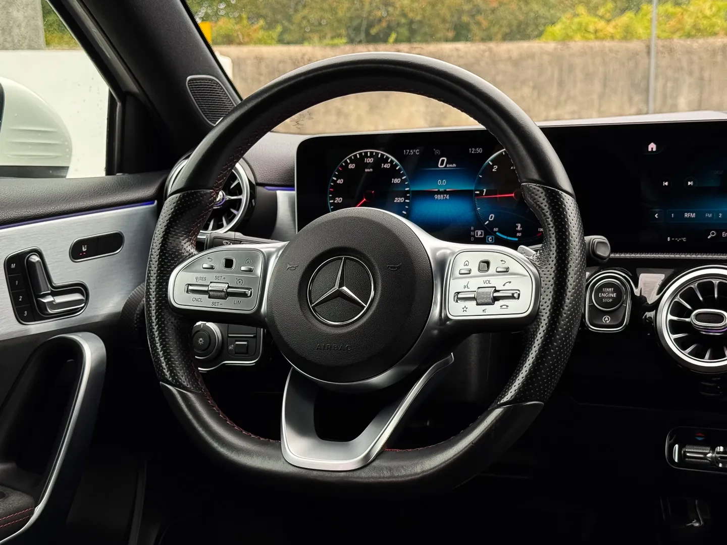 Mercedes-Benz A 180 d AMG Line Aut. 16