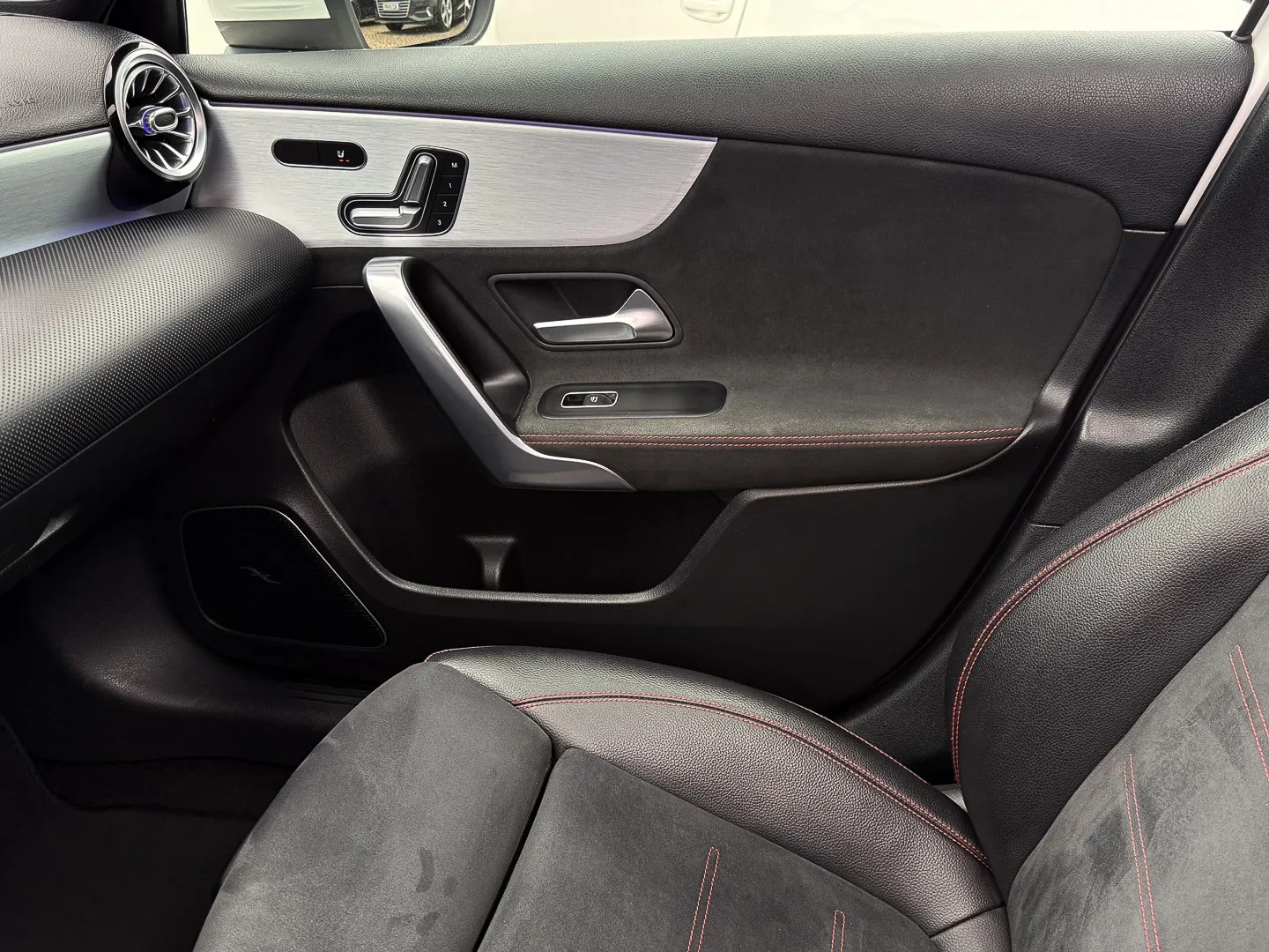 Mercedes-Benz A 180 d AMG Line Aut. 24