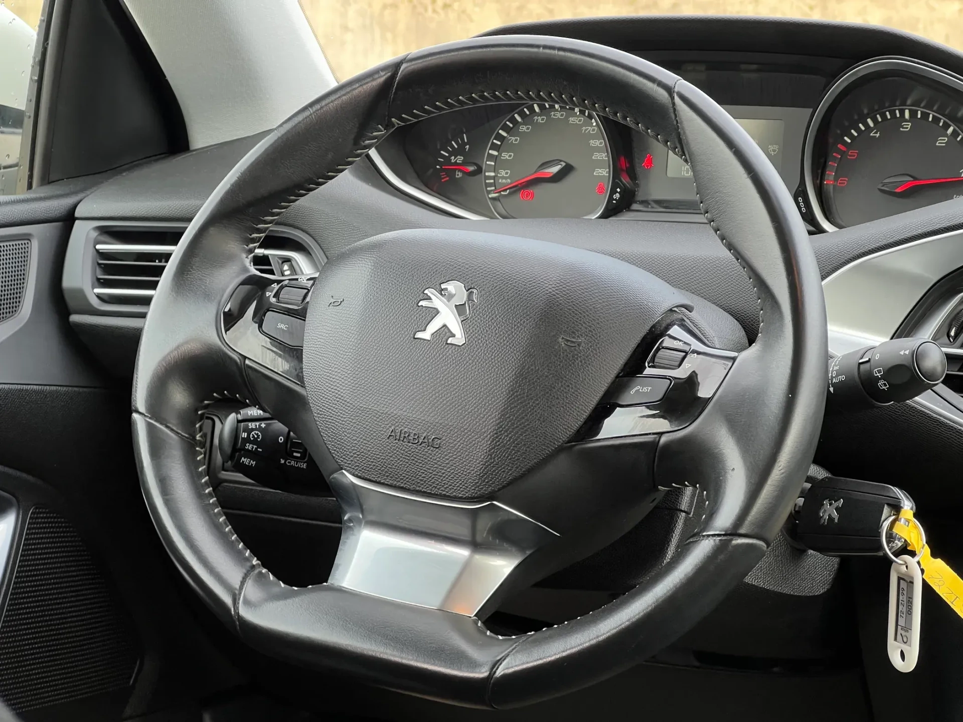 Peugeot 308 1.5 BlueHDi Business Line 7