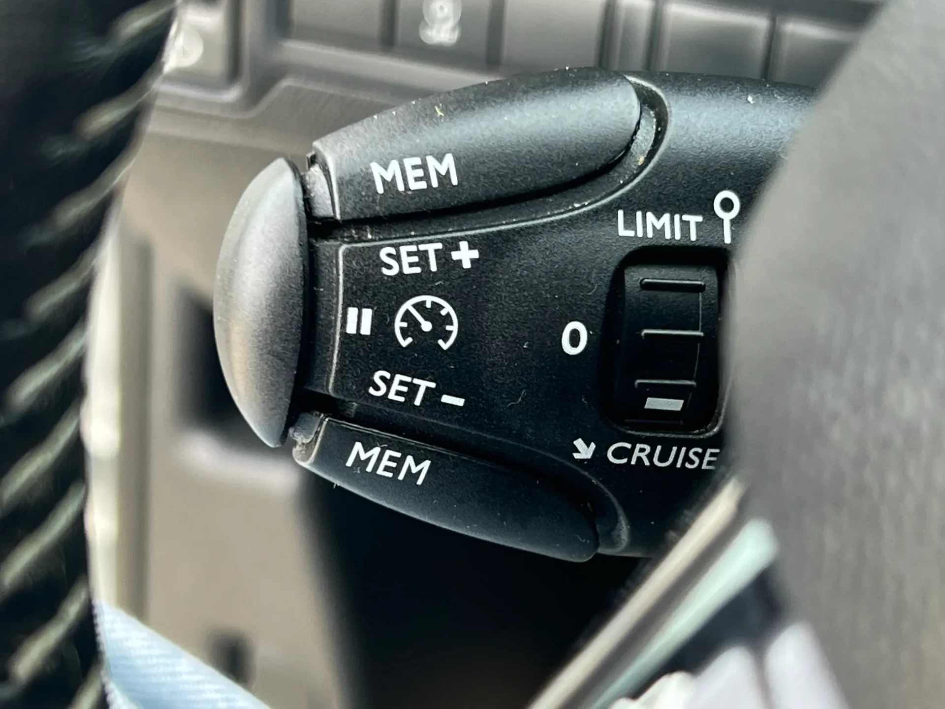 Peugeot 308 1.5 BlueHDi Business Line 8