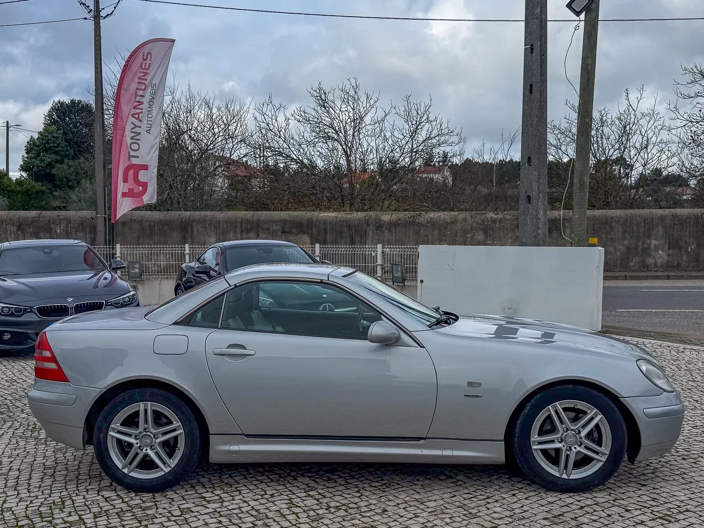 Mercedes-Benz SLK 200 Standard 3