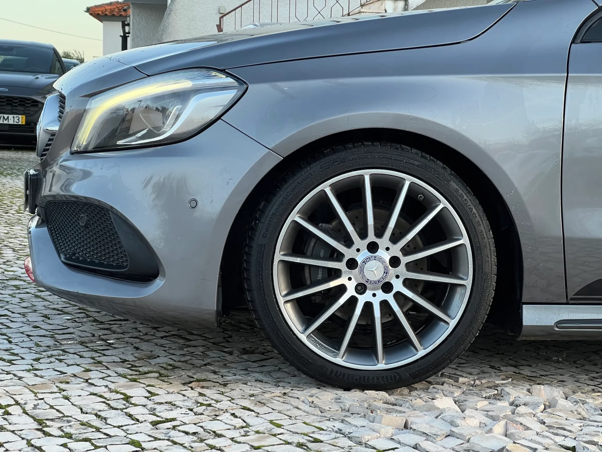 Mercedes-Benz A 180 d AMG Line 2