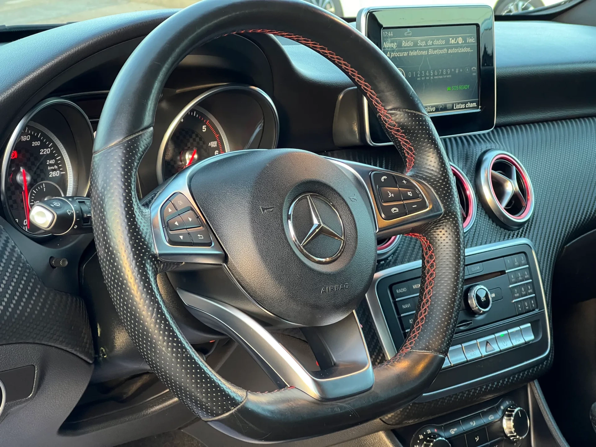 Mercedes-Benz A 180 d AMG Line 10