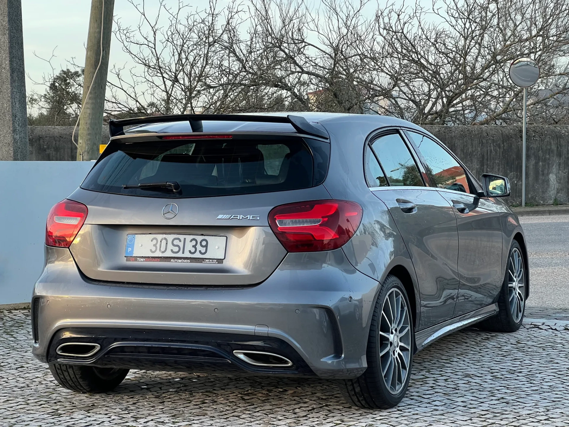 Mercedes-Benz A 180 d AMG Line 11
