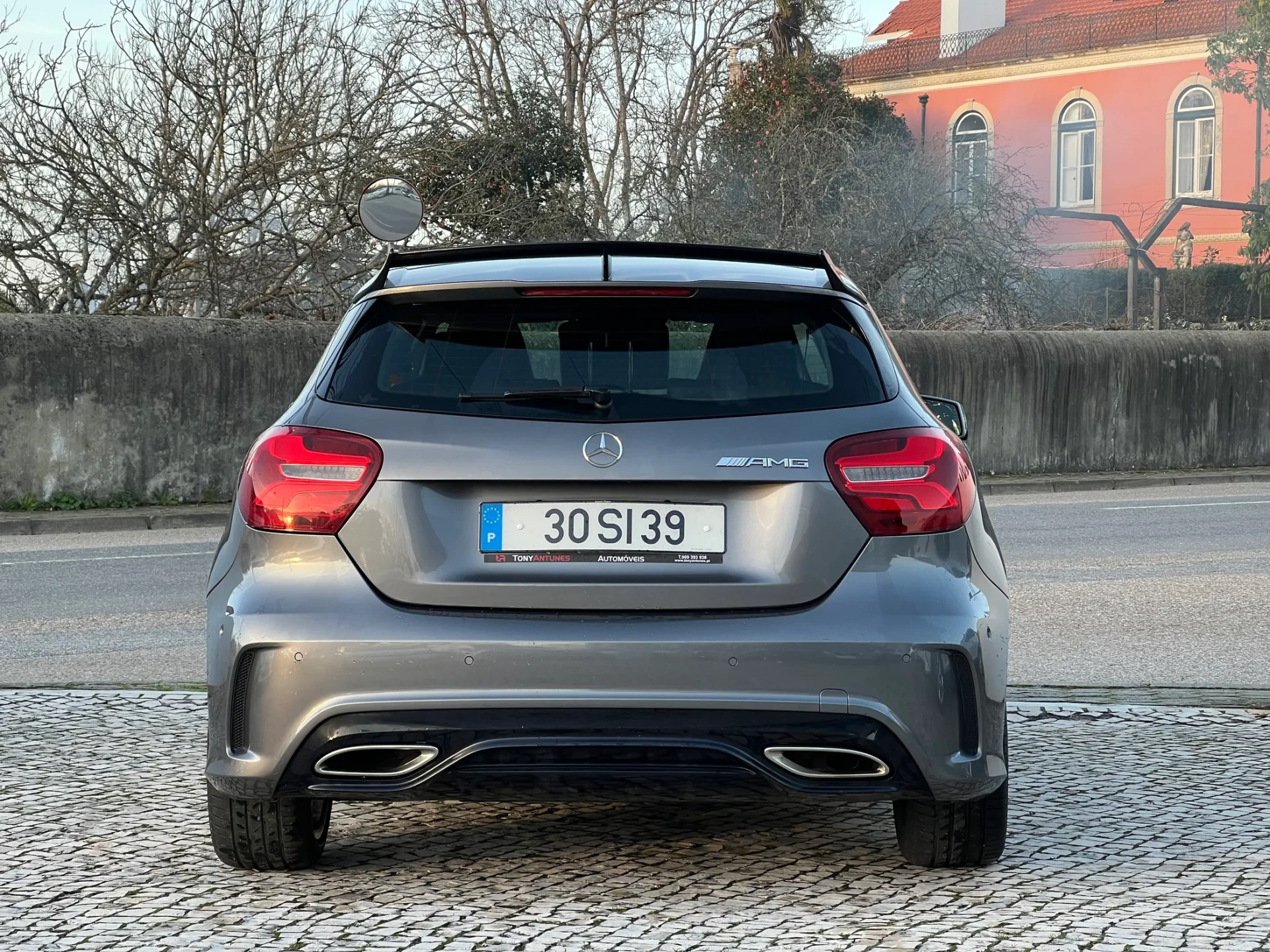Mercedes-Benz A 180 d AMG Line 12