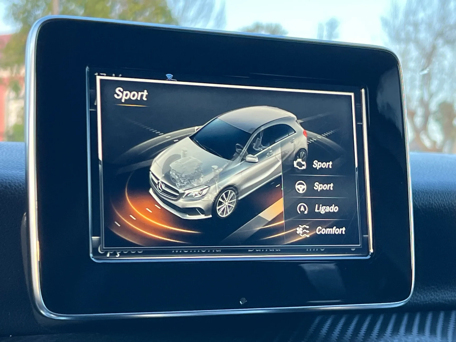 Mercedes-Benz A 180 d AMG Line 23