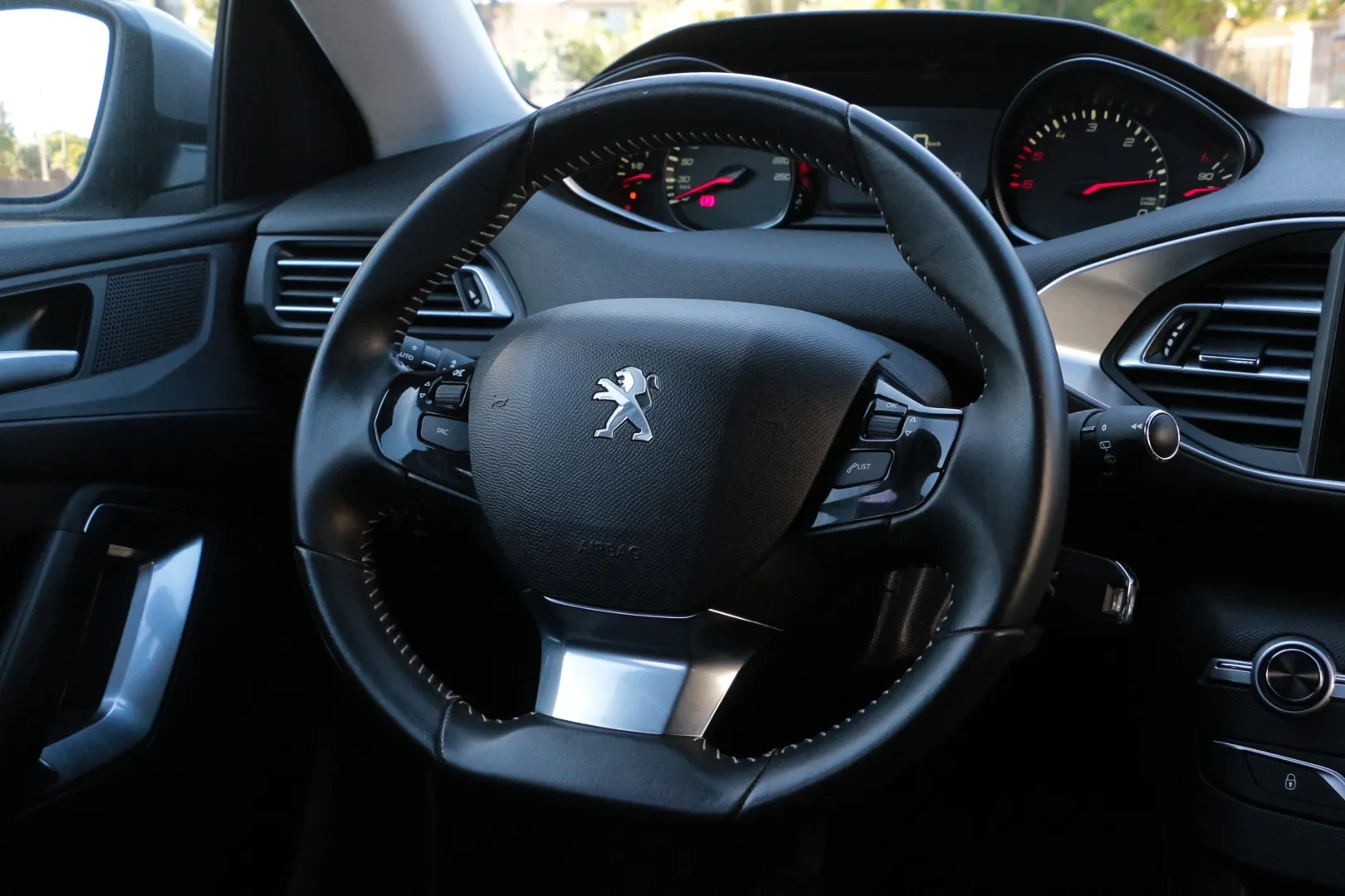Peugeot 308 1.5 BlueHDi Style 15