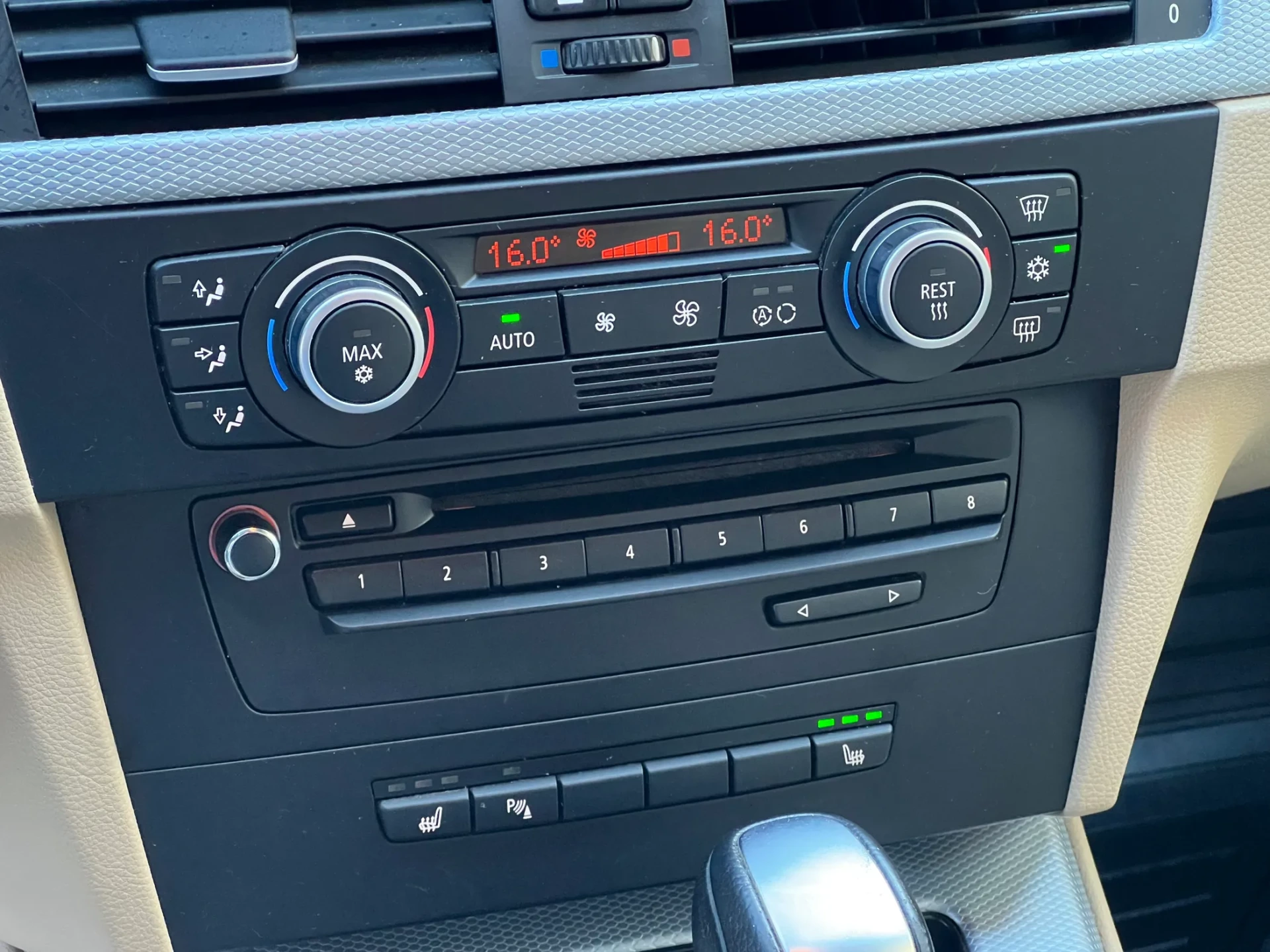 BMW 318 d Touring Auto Pack M 11