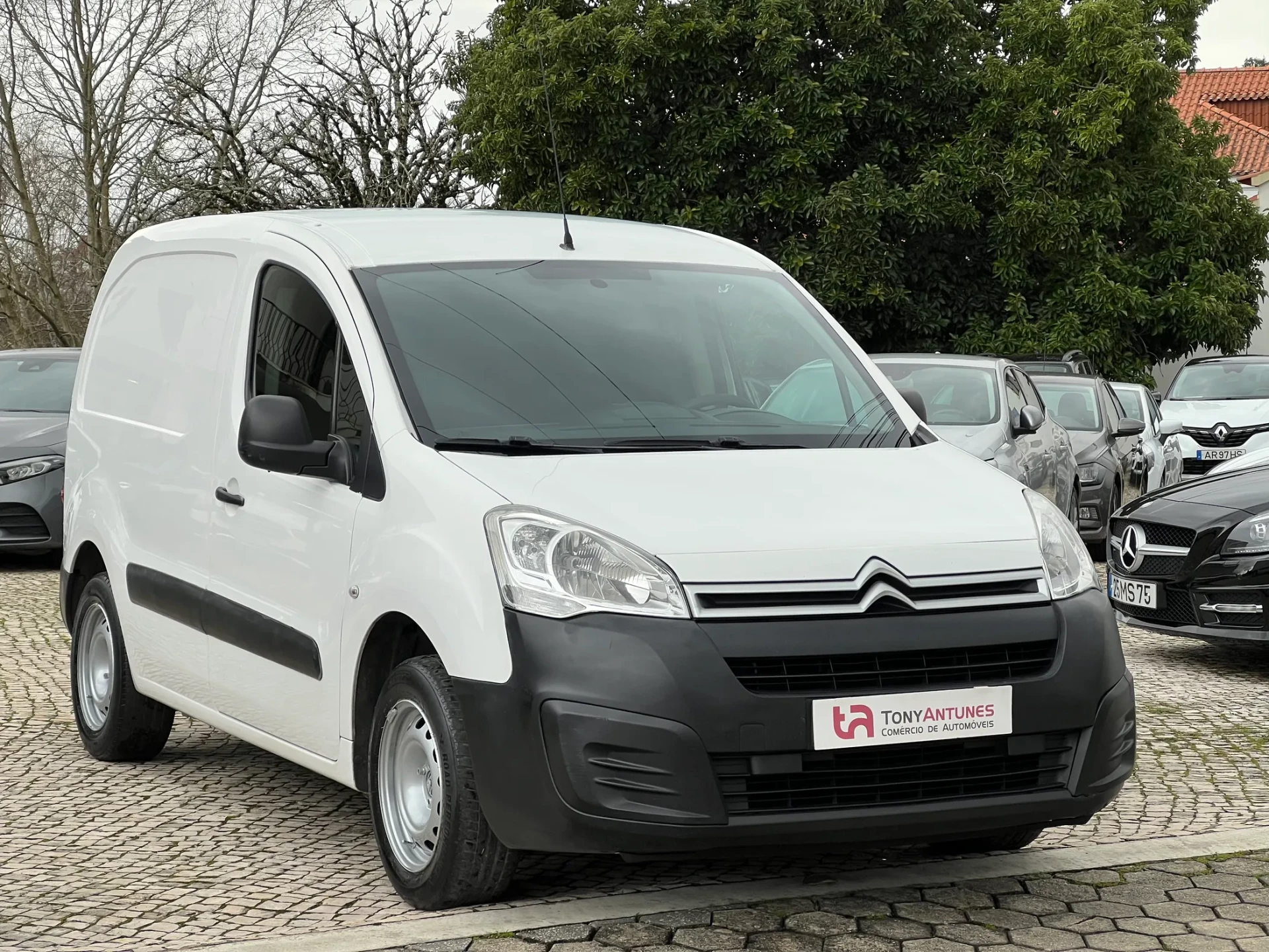 Citroën Berlingo 1.6 HDi L1 Club 3L 4
