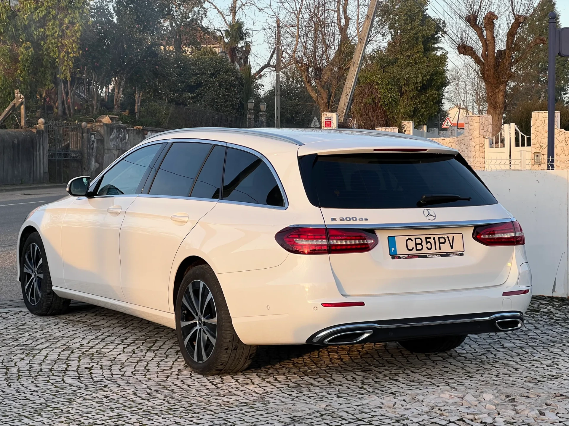 Mercedes-Benz E 300 E 300de T 9G-TRONIC Avantgarde 6