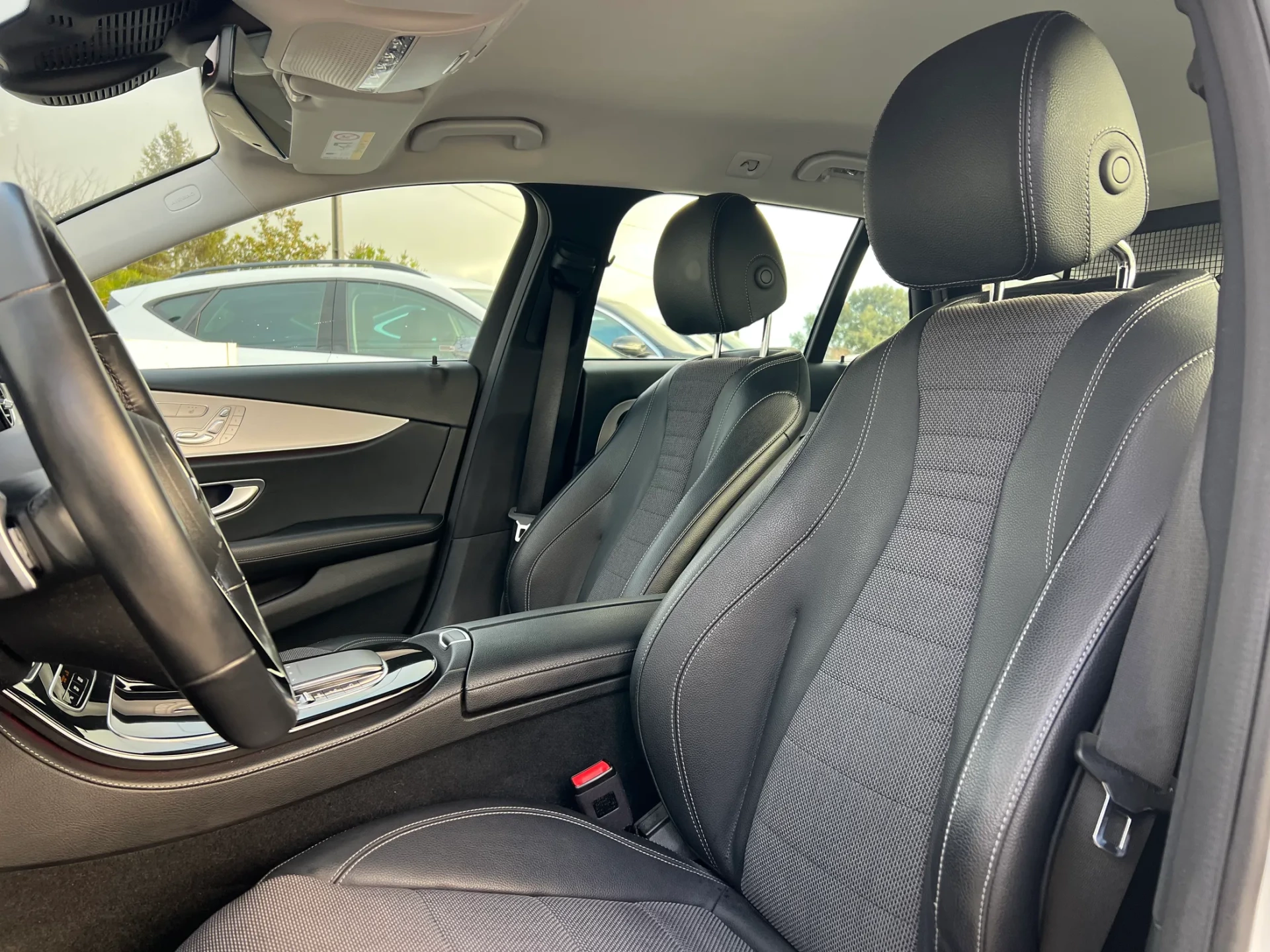 Mercedes-Benz E 300 E 300de T 9G-TRONIC Avantgarde 10