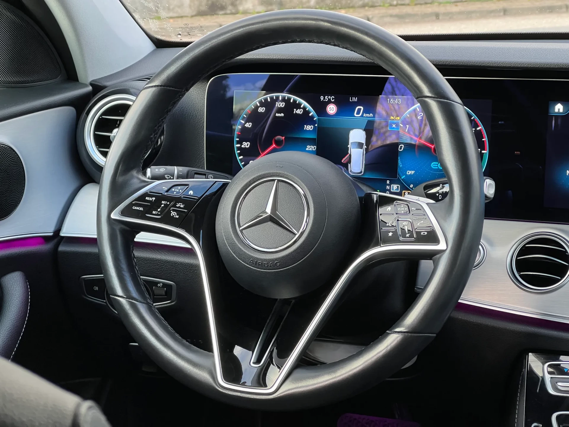 Mercedes-Benz E 300 E 300de T 9G-TRONIC Avantgarde 25