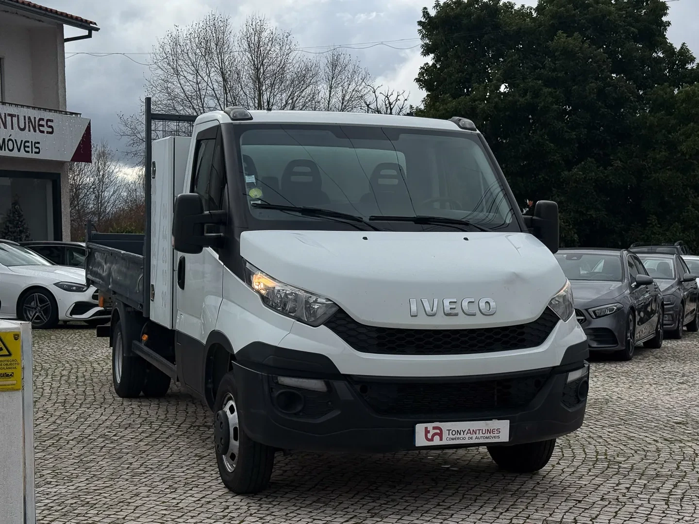 Iveco Daily 2.3 35S13D 3750 13