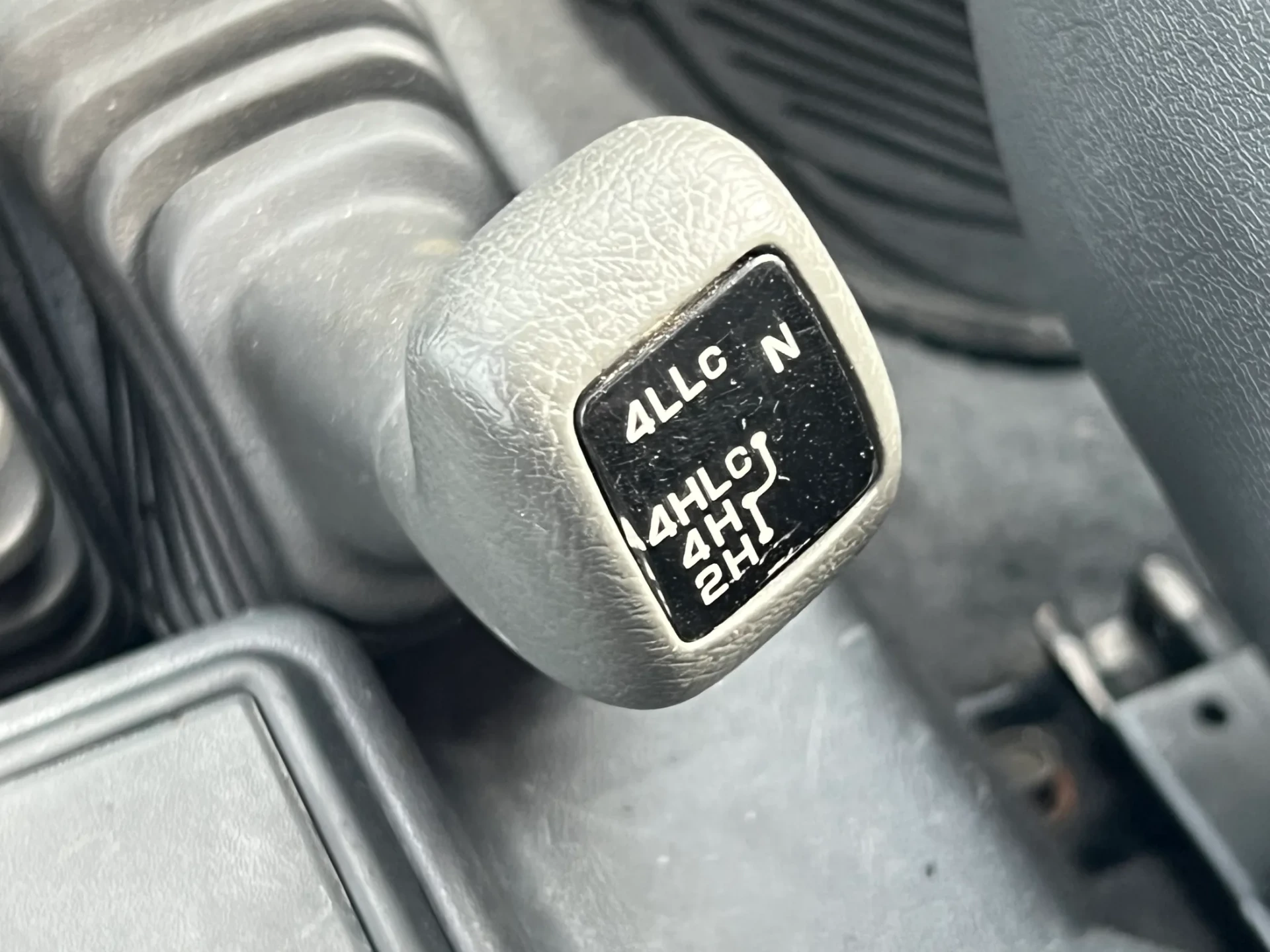 Mitsubishi Pajero 2.5 TDi GLS 19