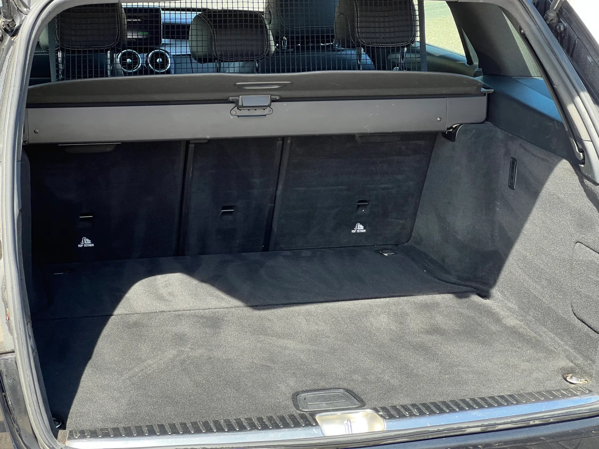 Mercedes-Benz C 300 h Avantgarde+ 16