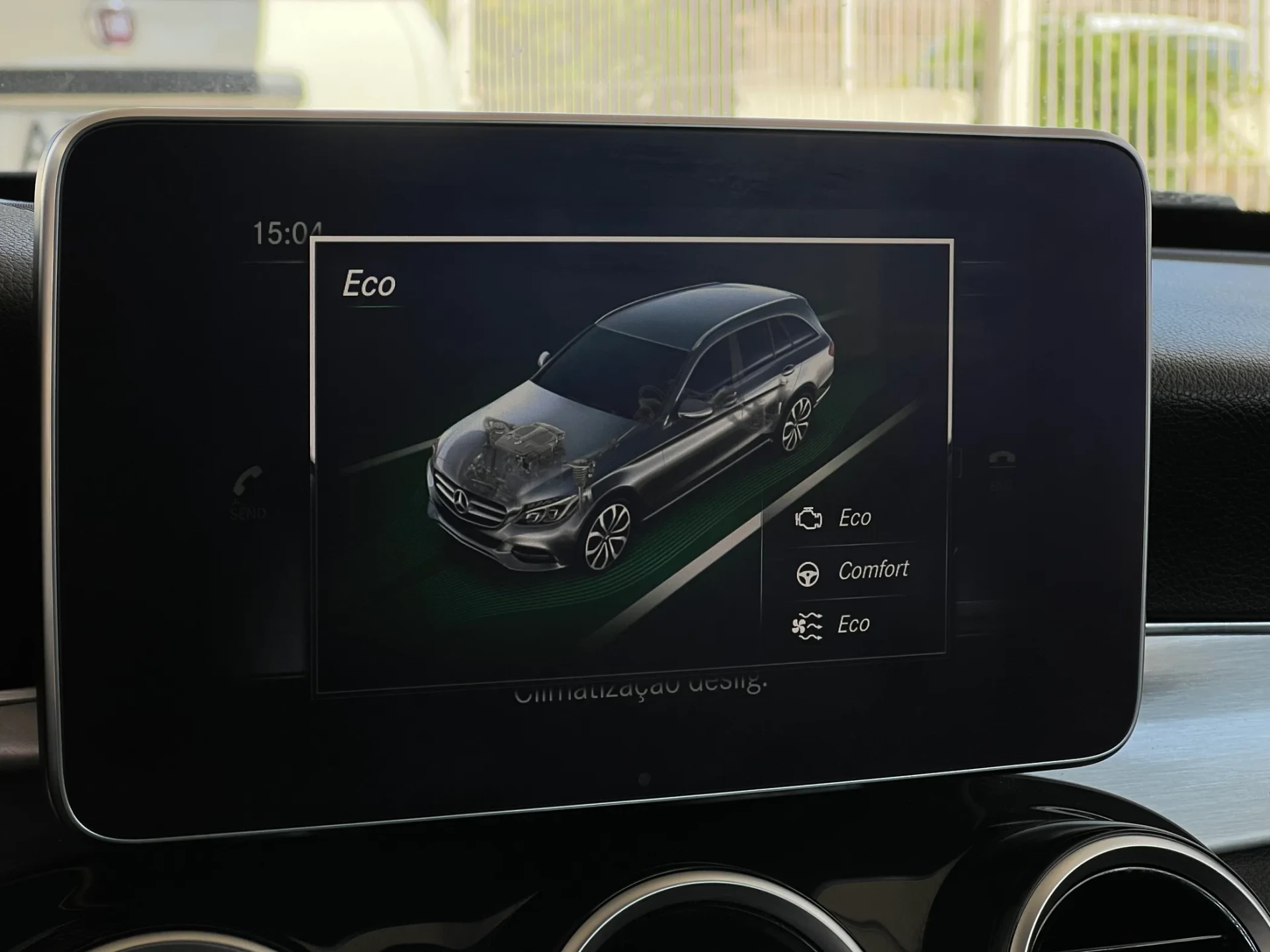 Mercedes-Benz C 300 h Avantgarde+ 26