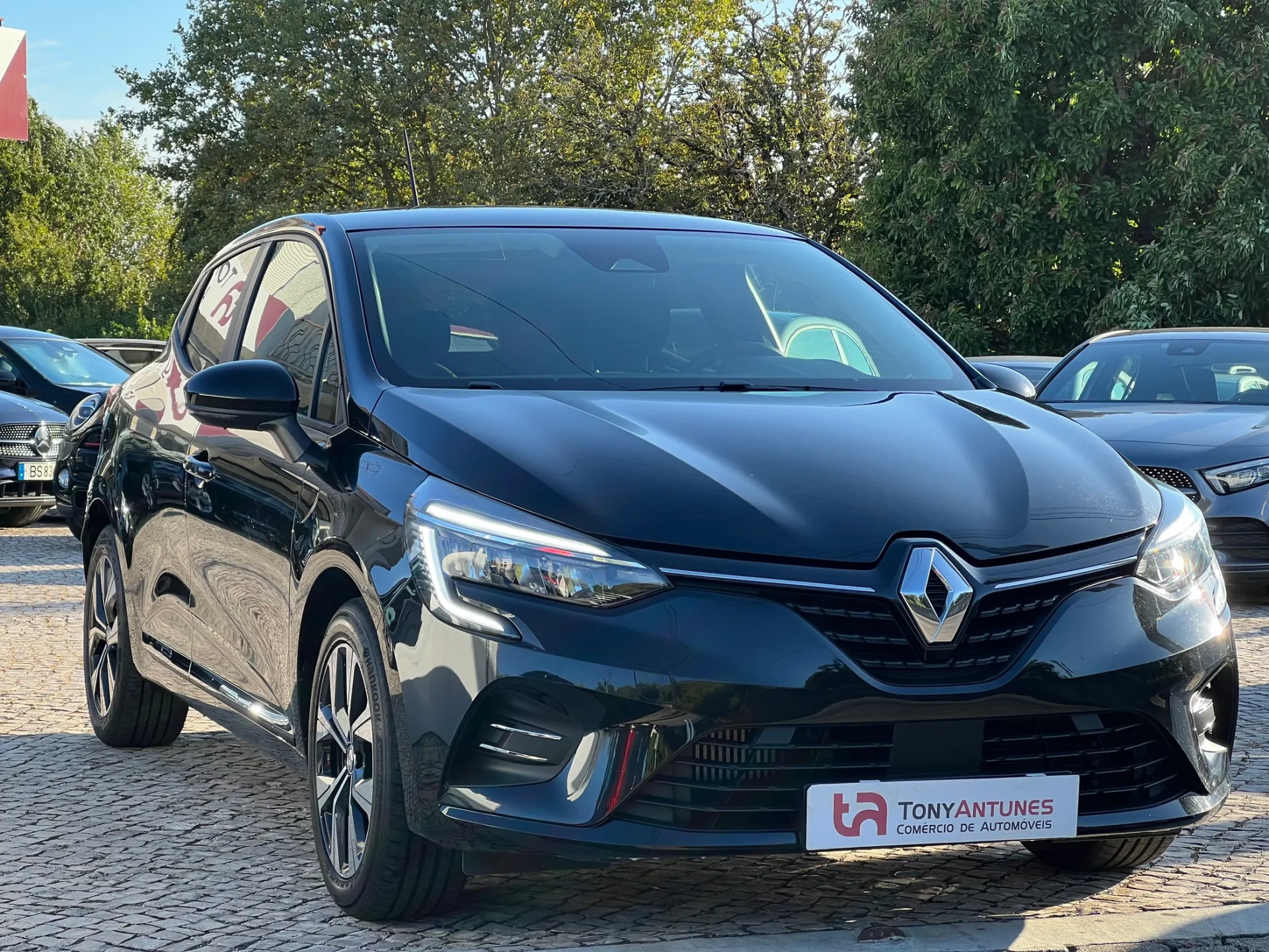 Renault Clio 1.0 TCe Techno 8