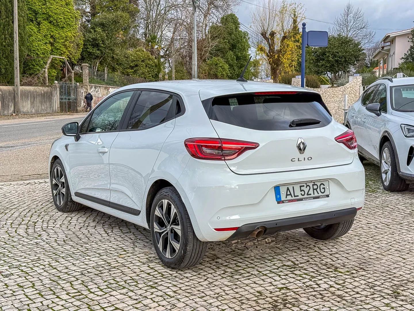 Renault Clio 1.0 TCe Intens Bi-Fuel 25