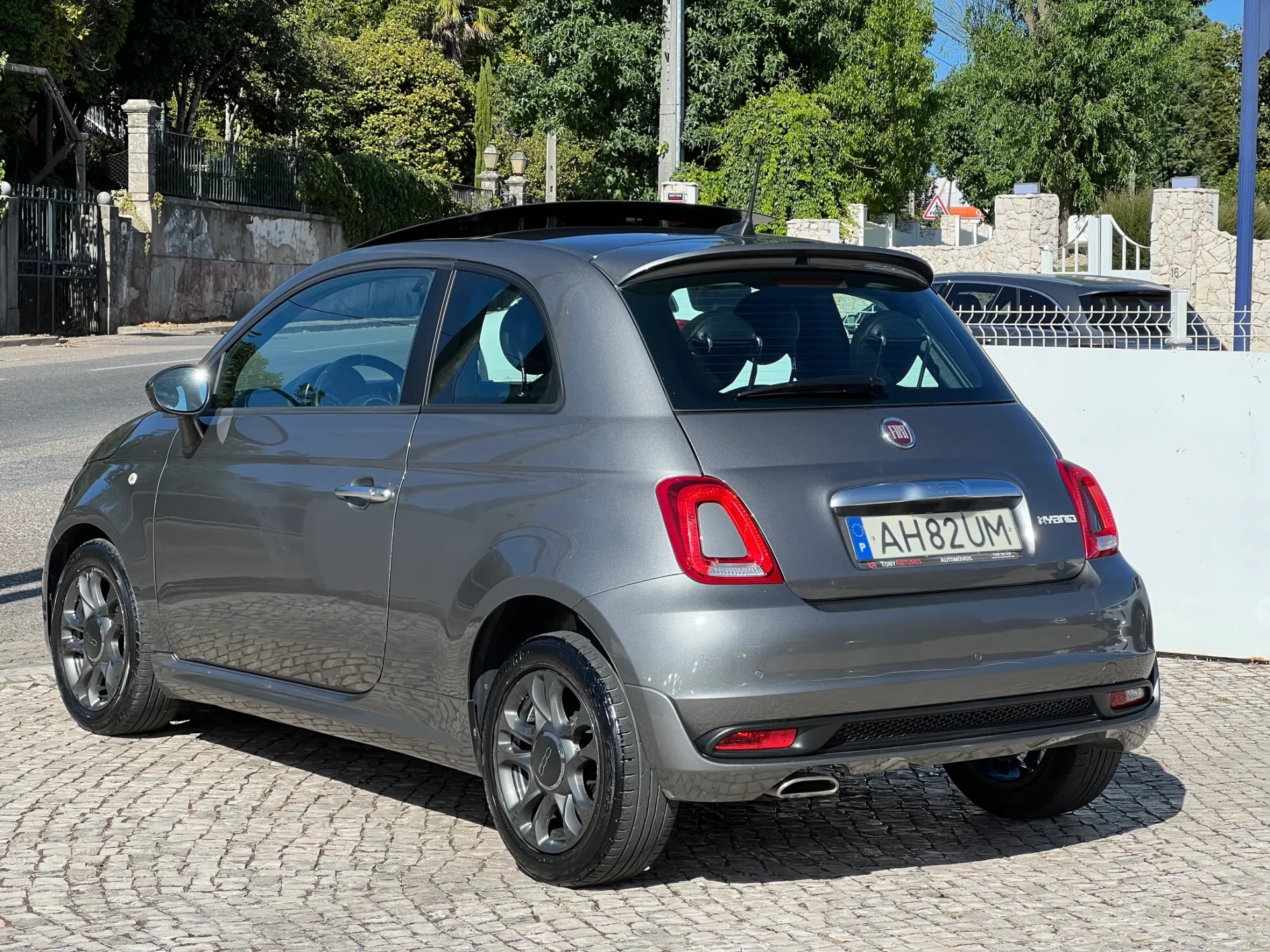 Fiat 500 1.0 Hybrid Connect 8