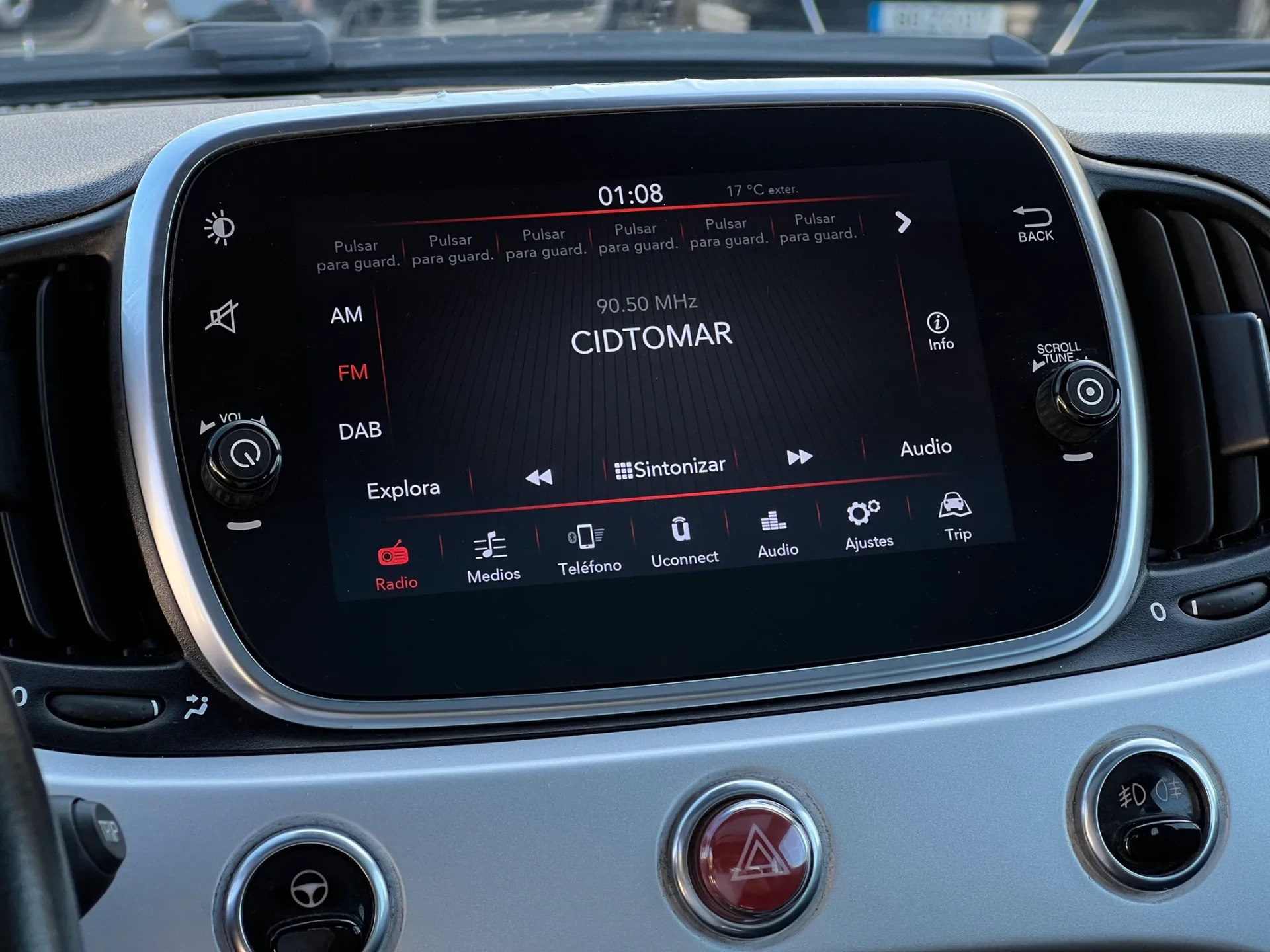 Fiat 500 1.0 Hybrid Connect 14