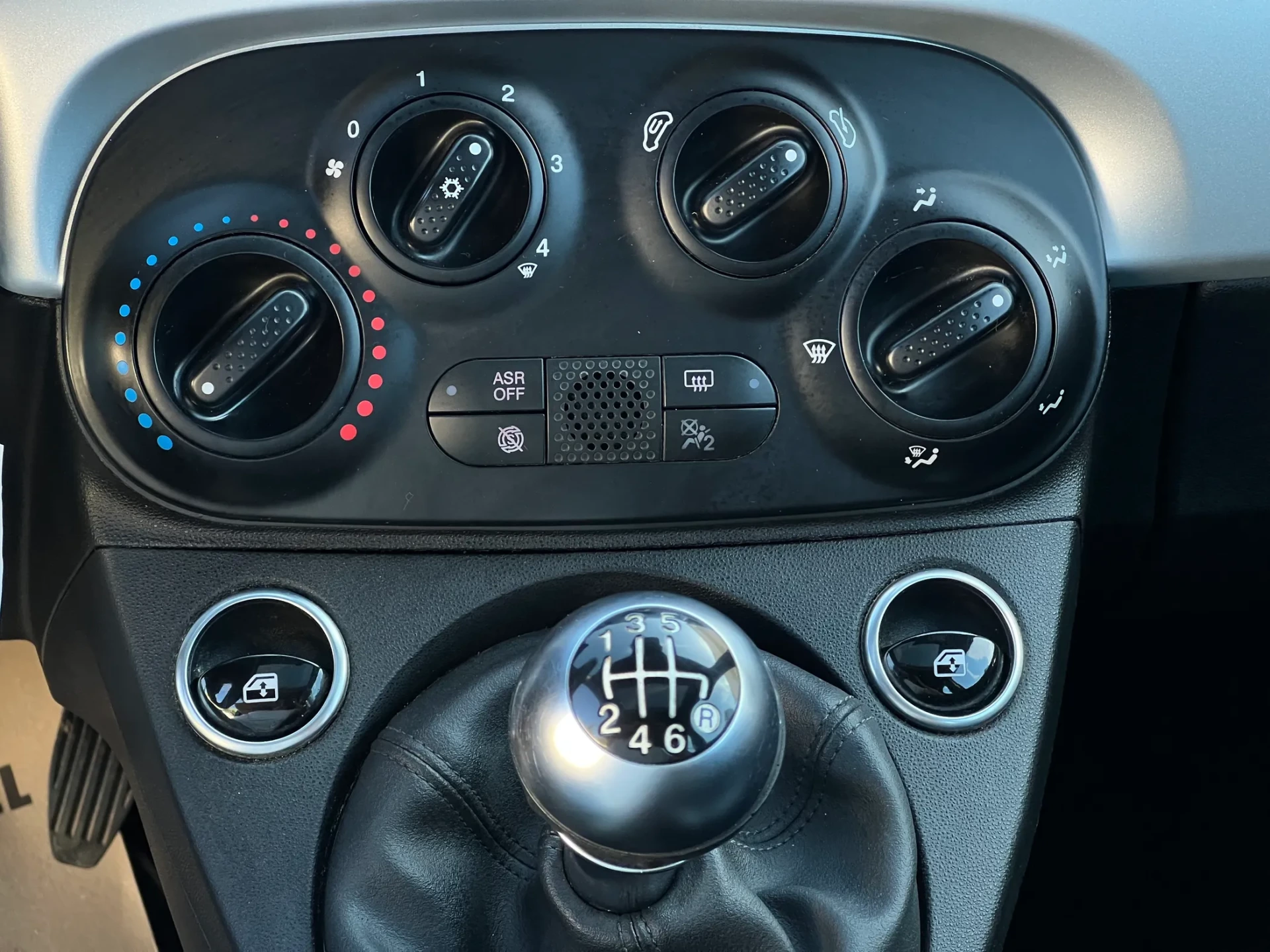Fiat 500 1.0 Hybrid Connect 16