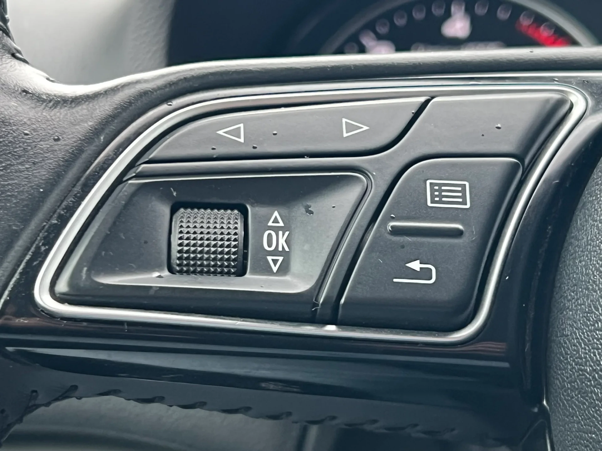 Audi A3 Limousine 30 TDI Design 16